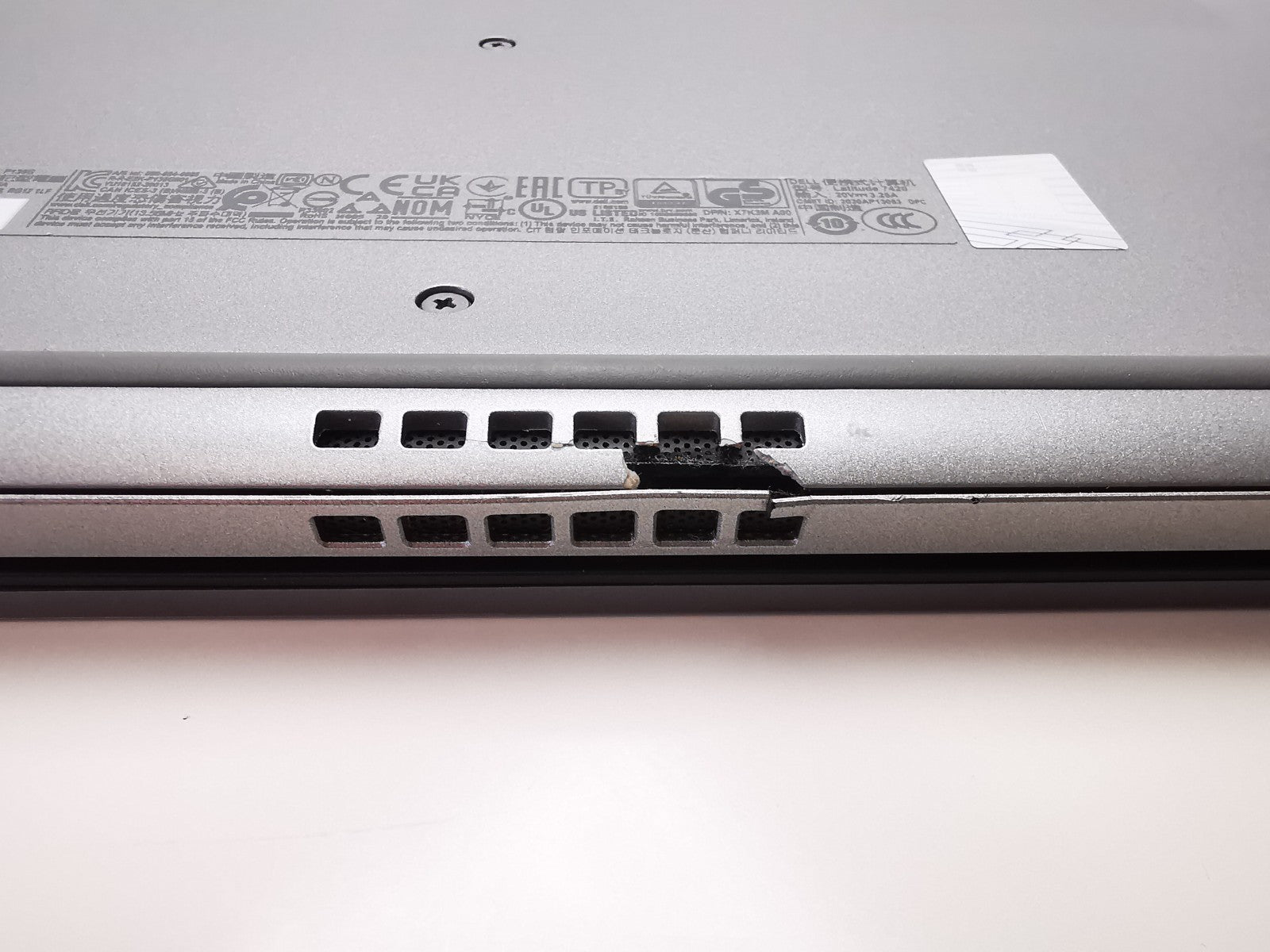 Dell Latitude 7420 14" Laptop - 11th Gen i5/8GB RAM/256GB NVMe SSD/ Win 11 Pro