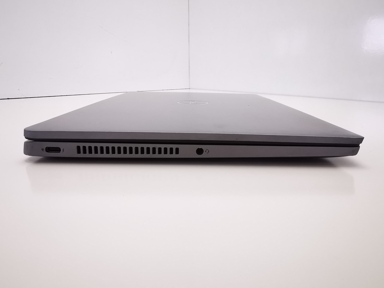 Dell Latitude 7420 14" Laptop - 11th Gen i5/8GB RAM/256GB NVMe SSD/ Win 11 Pro