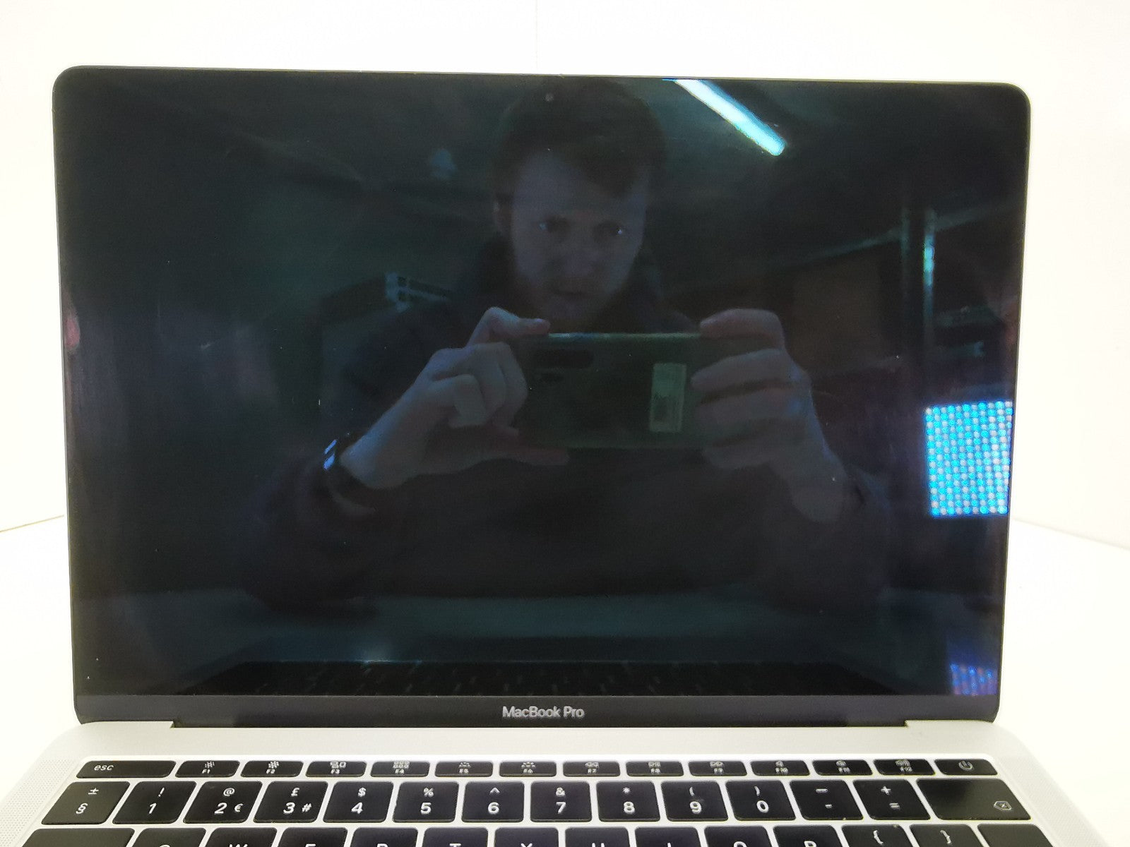 Apple MacBook Pro 2017 13" - Intel i7 / 16GB / 500GB / MacOS Ventura - Defects
