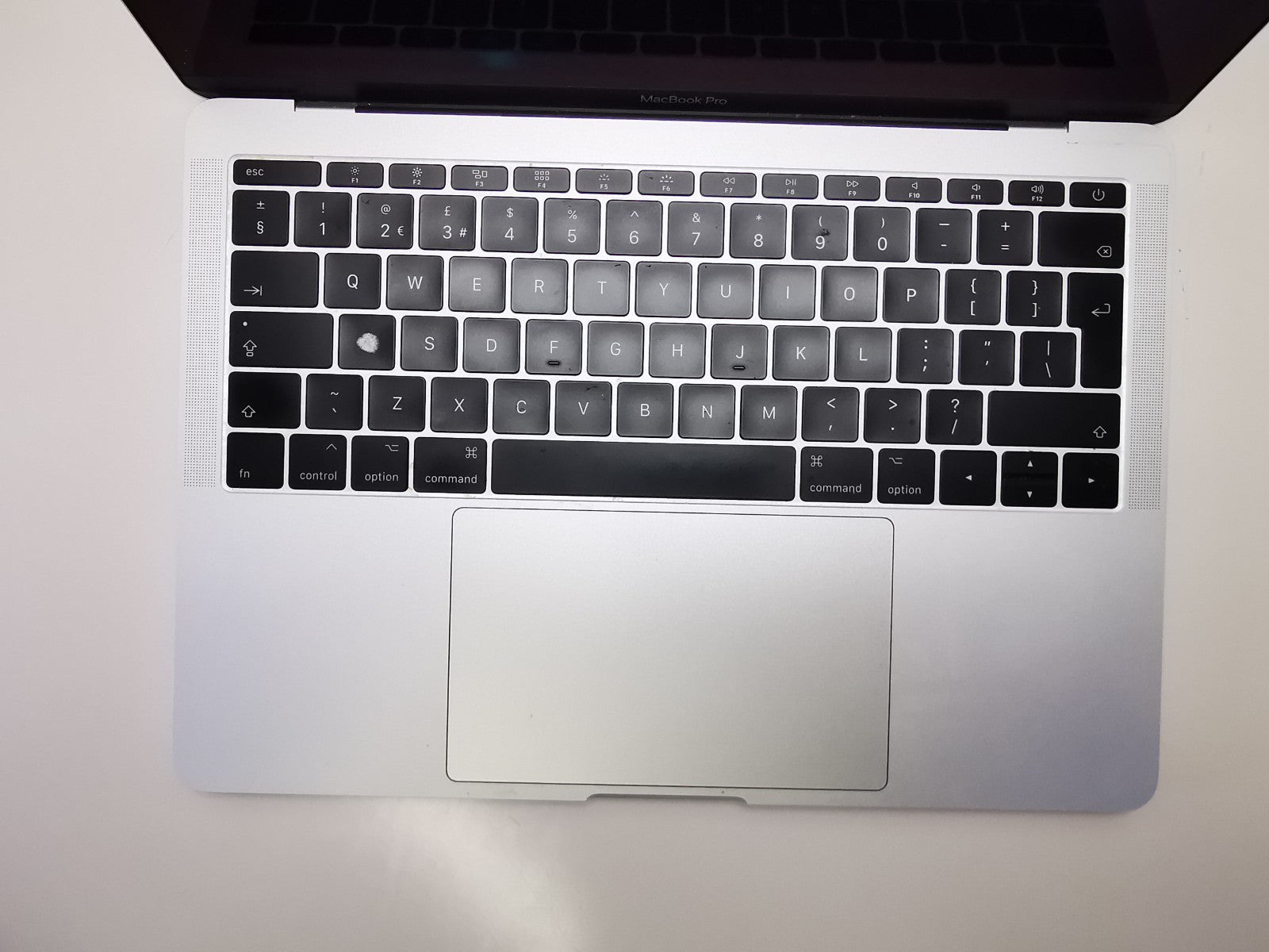 Apple MacBook Pro 2017 13" - Intel i7 / 16GB / 500GB / MacOS Ventura - Defects