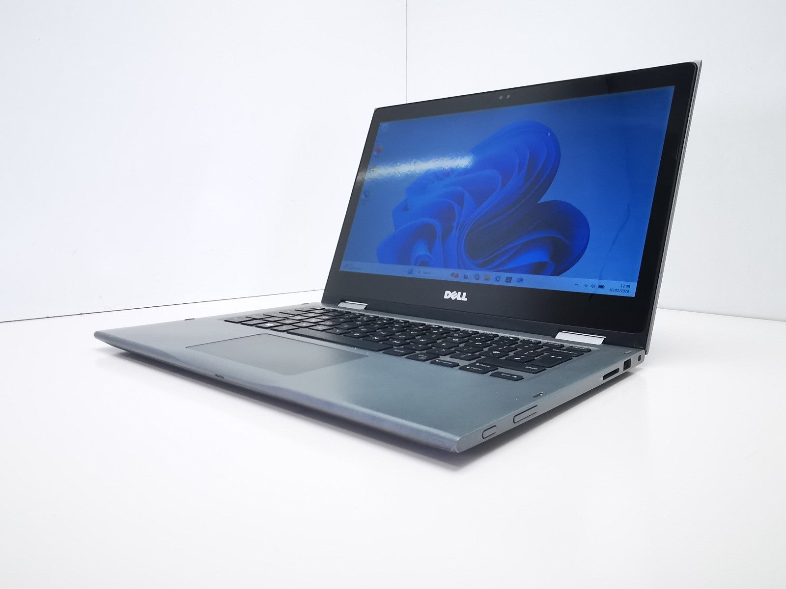 Dell Inspiron 5379 14" 2-in-1 Laptop - 8th Gen i5/8GB RAM/256GB SSD/Win 11 Pro