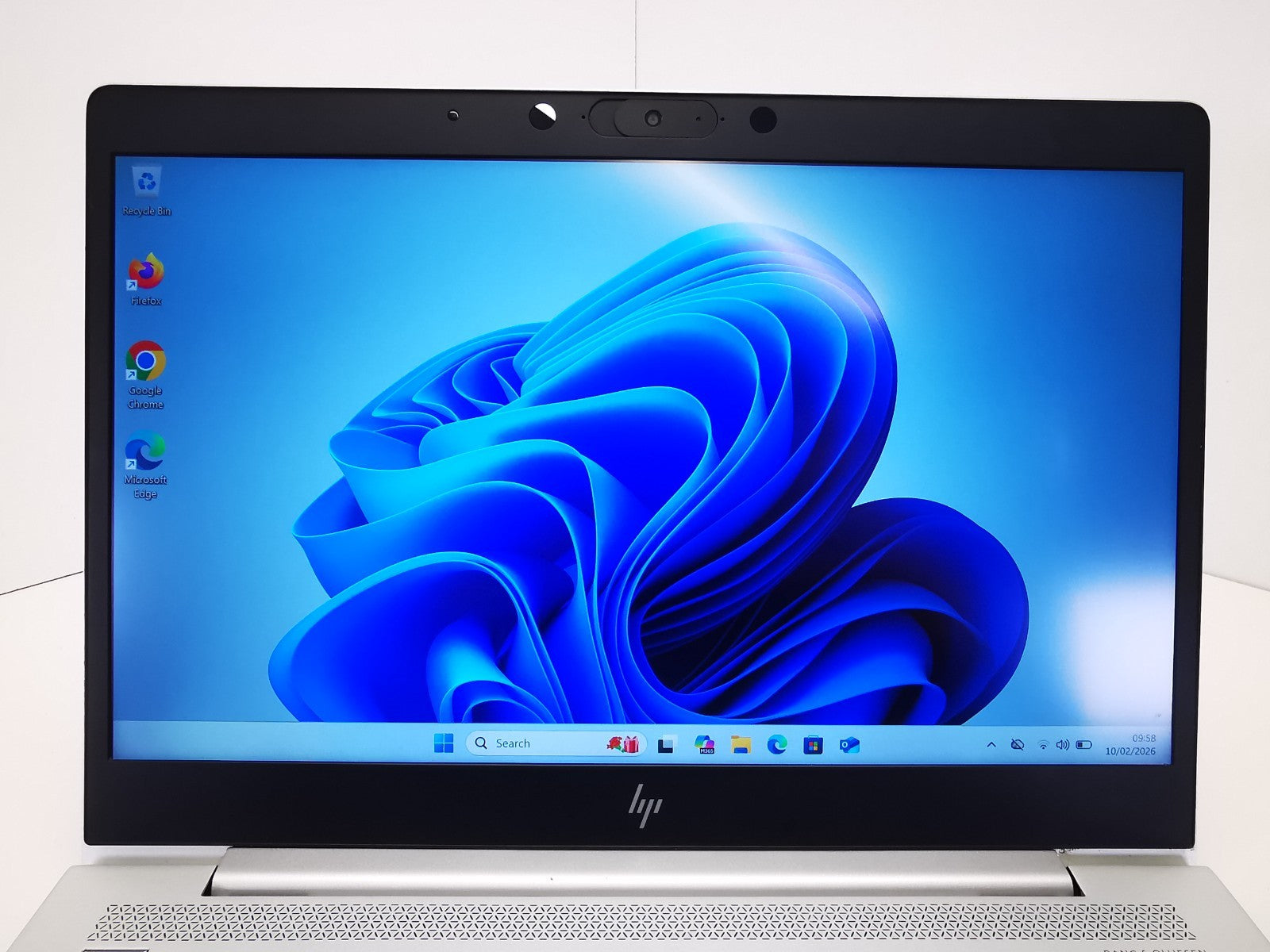 HP EliteBook 840 G6 14" Laptop - 8th Gen i7/8GB RAM/256GB NVMe SSD/Win 11 Pro