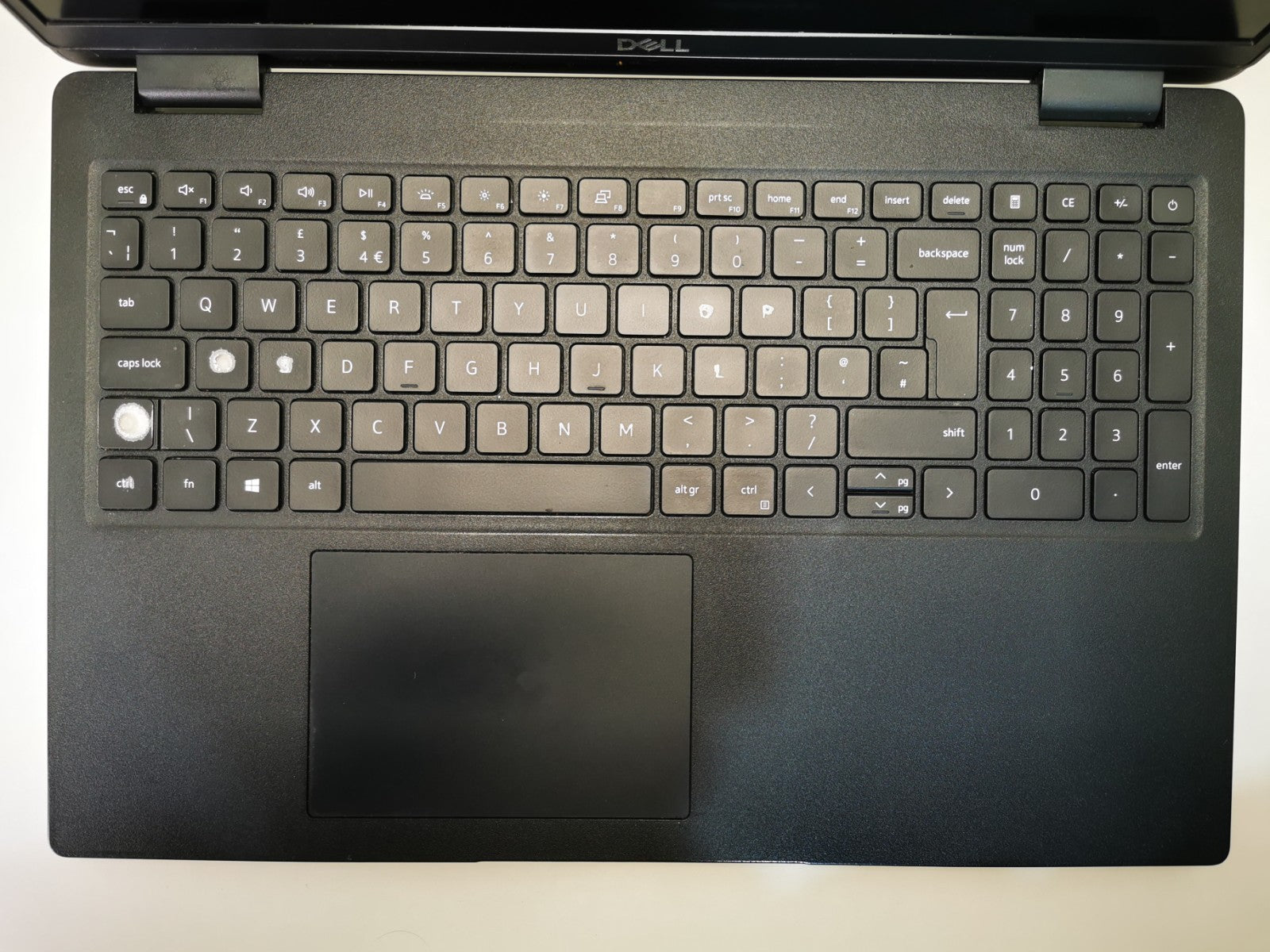 Dell Latitude 3520 15.6" i5-1135G7 @ 2.4GHz 8GB DDR4 256GB NVMe - Windows 11 Pro