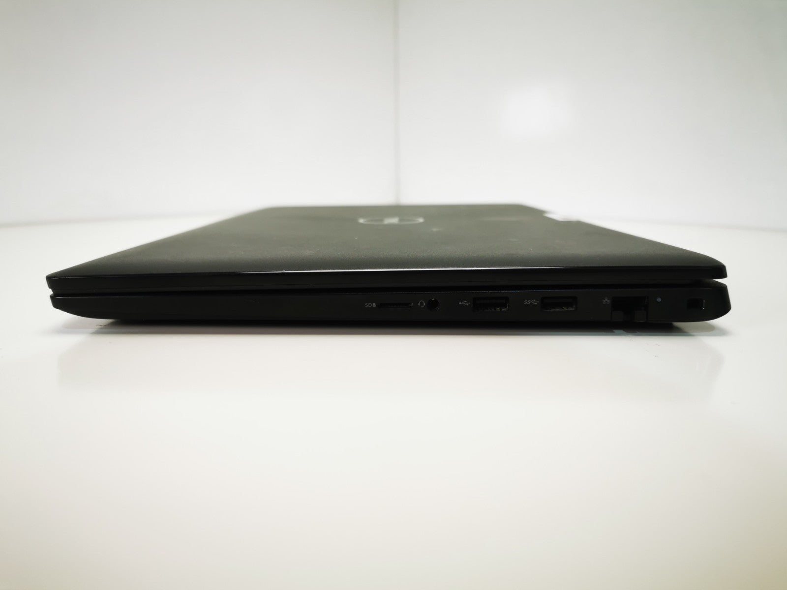 Dell Latitude 3520 15.6" i5-1135G7 @ 2.4GHz 8GB DDR4 256GB NVMe - Windows 11 Pro