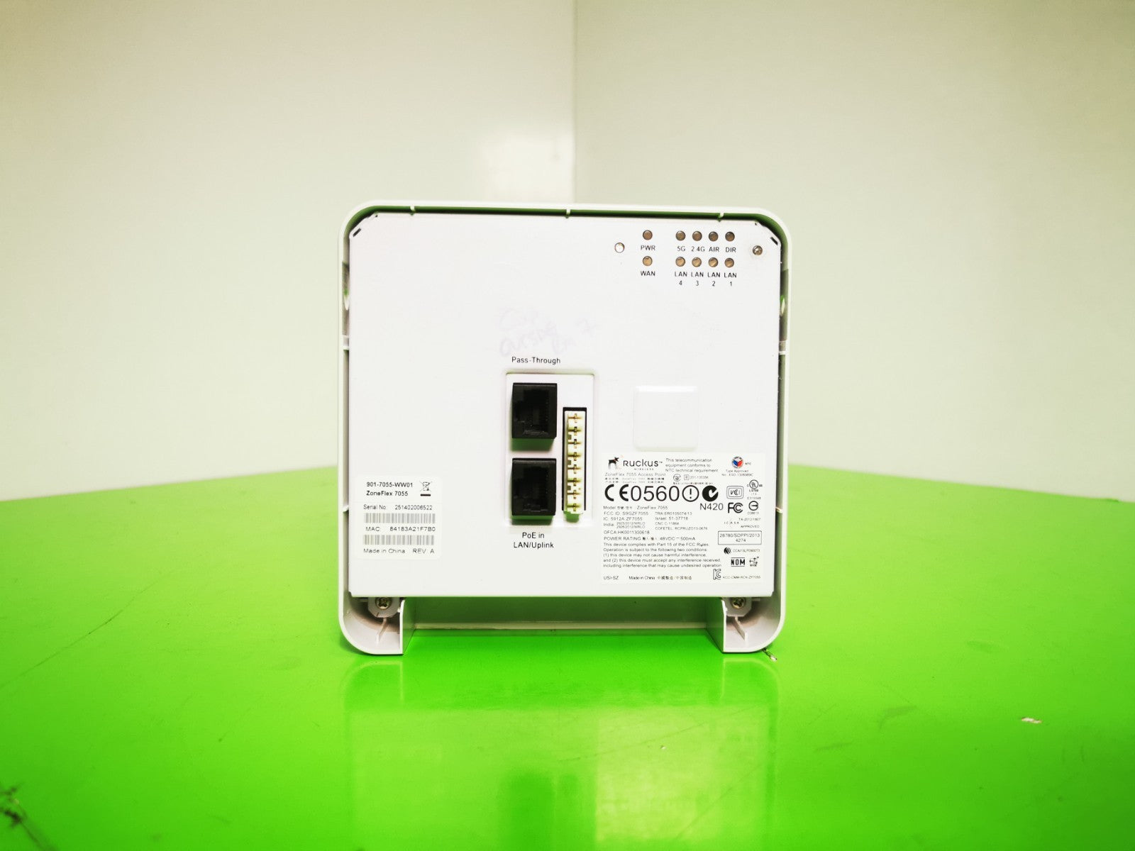 Ruckus ZoneFlex 7055 Wireless Access Point – Dual-Band, PoE, No PSU/Mount