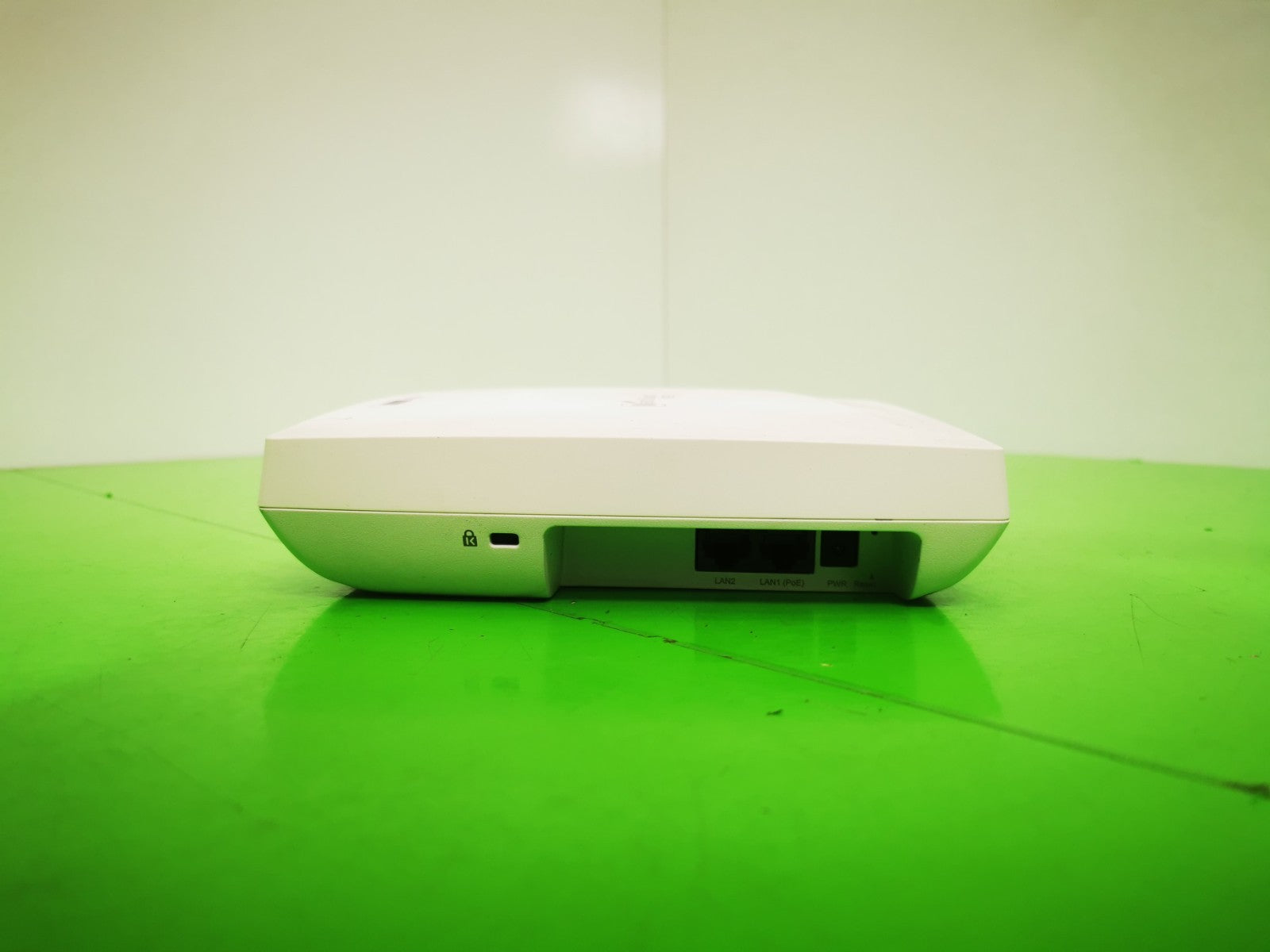 WatchGuard AP325 Wireless Access Point – Dual-Band PoE, No PSU or Mount