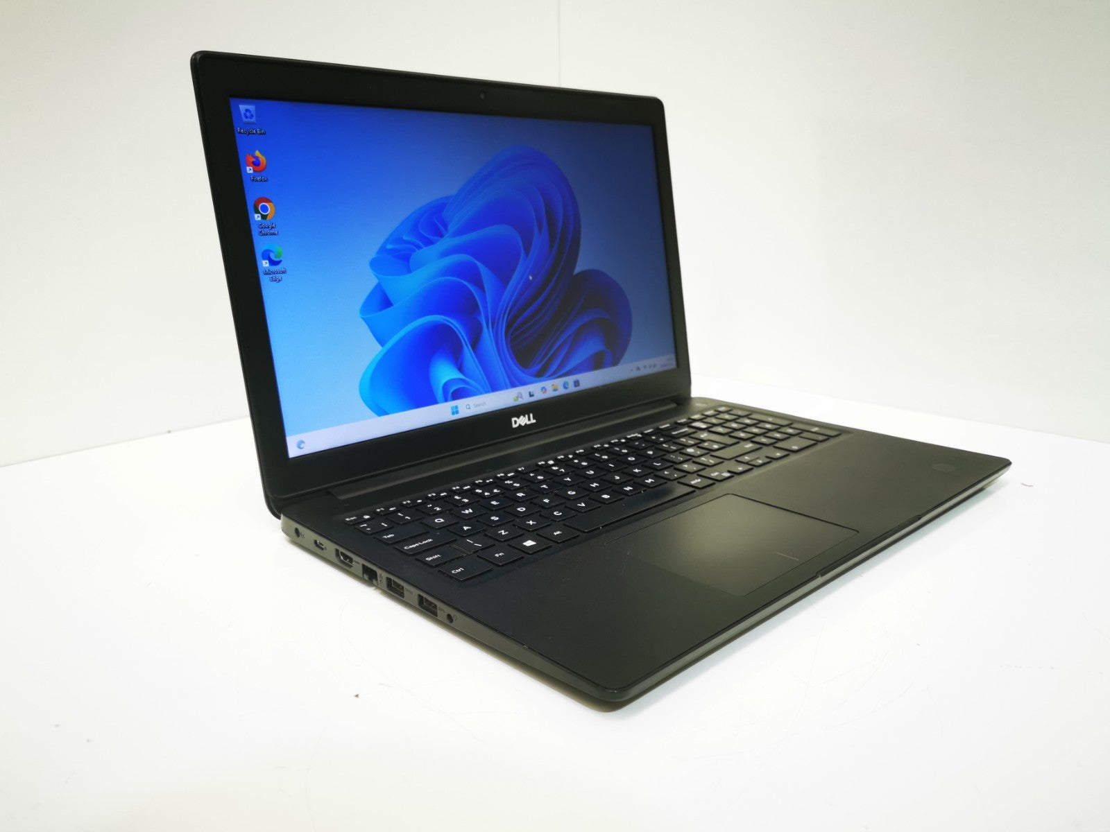 Dell Latitude 3500 15.6″ Laptop – i5-8th Gen, 8GB RAM, 128GB SSD, Poor Battery