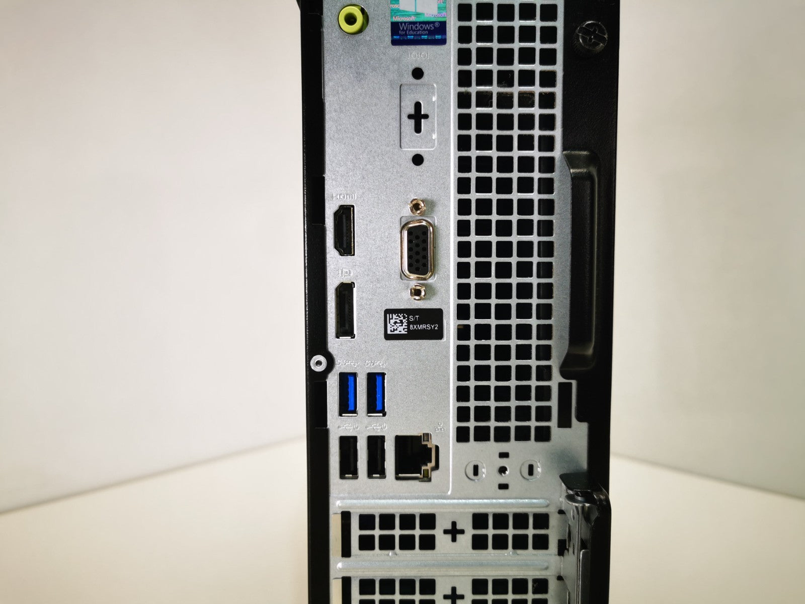 Dell OptiPlex 3060 SFF PC - Intel i5 8th Gen - 8GB RAM - Headphone Port Faulty
