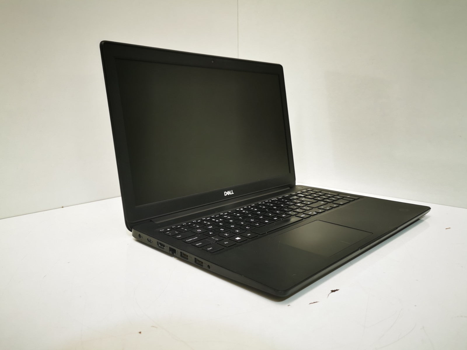Dell Latitude 3500 15.6″ Laptop – i5-8th Gen, 8GB RAM, 128GB SSD, Poor Battery