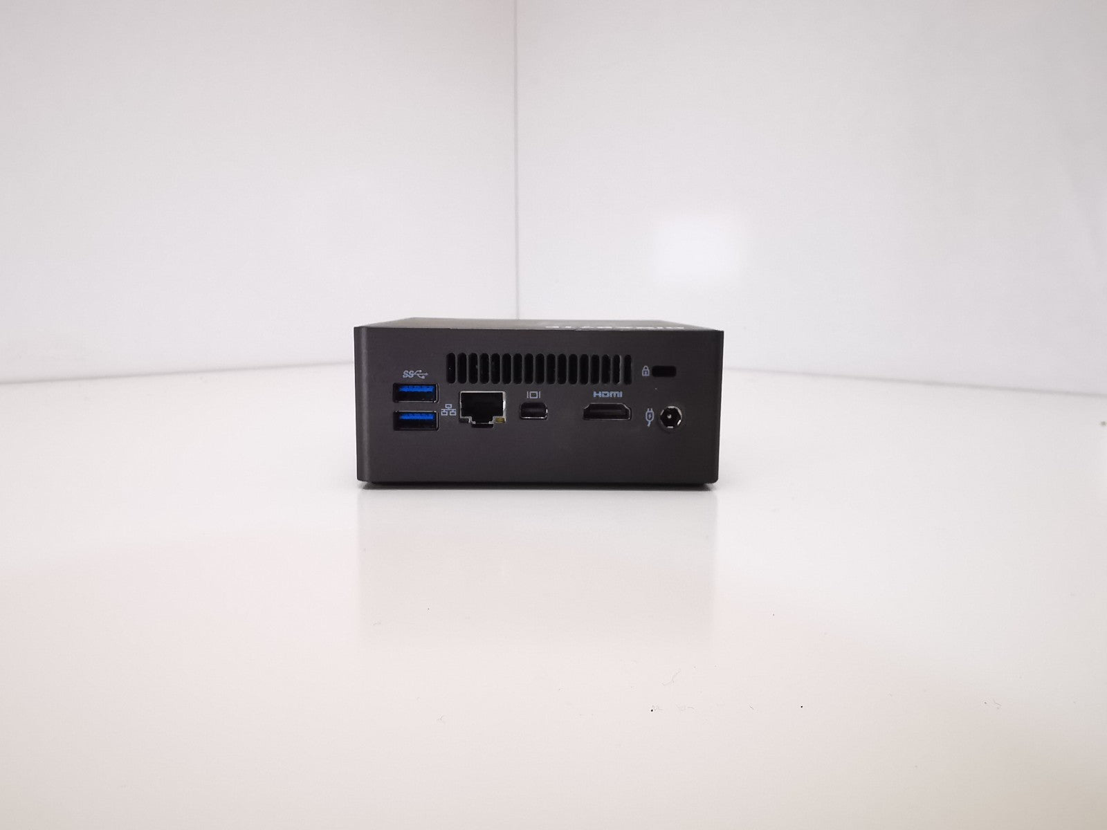 Intel GB-BSi3HA-7100 Mini NUC – i3 2.4GHz, 4GB RAM, 120GB, Win11 - Not Activated
