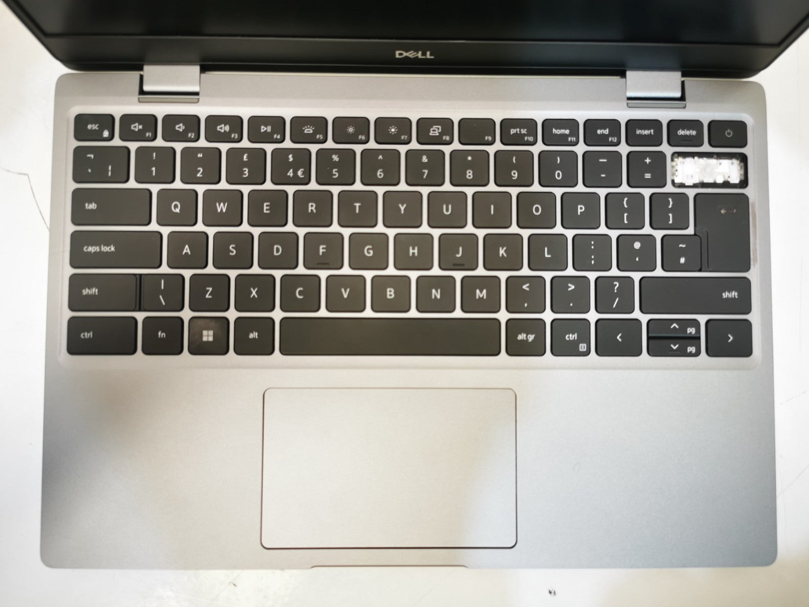 Dell Latitude 3330 13″ Laptop – i3-11th Gen, 8GB RAM, 256GB SSD, Keycap Missing