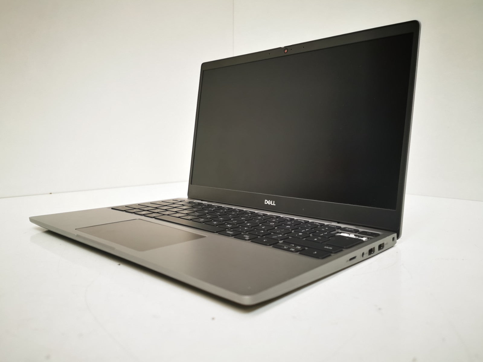 Dell Latitude 3330 13″ Laptop – i3-11th Gen, 8GB RAM, 256GB SSD, Keycap Missing