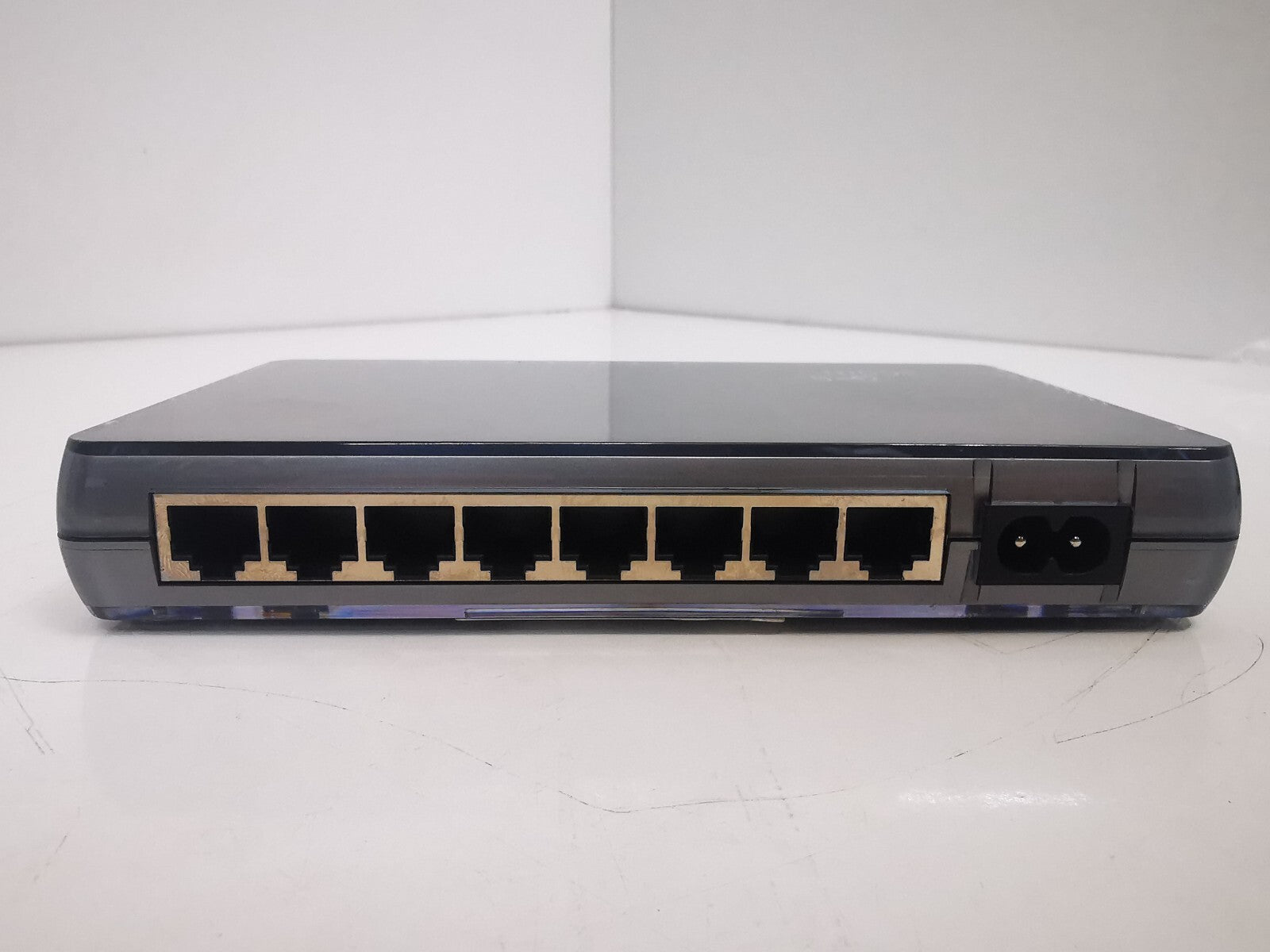 HP 3Com V1405 JD867A 8-Port Gigabit Switch – New Open Box, Unmanaged