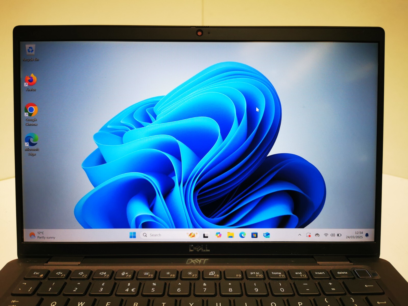 Dell Latitude 7420 14" Laptop - 11th Gen i5/8GB RAM/256GB SSD/ Win 11 -BIOS LOCK