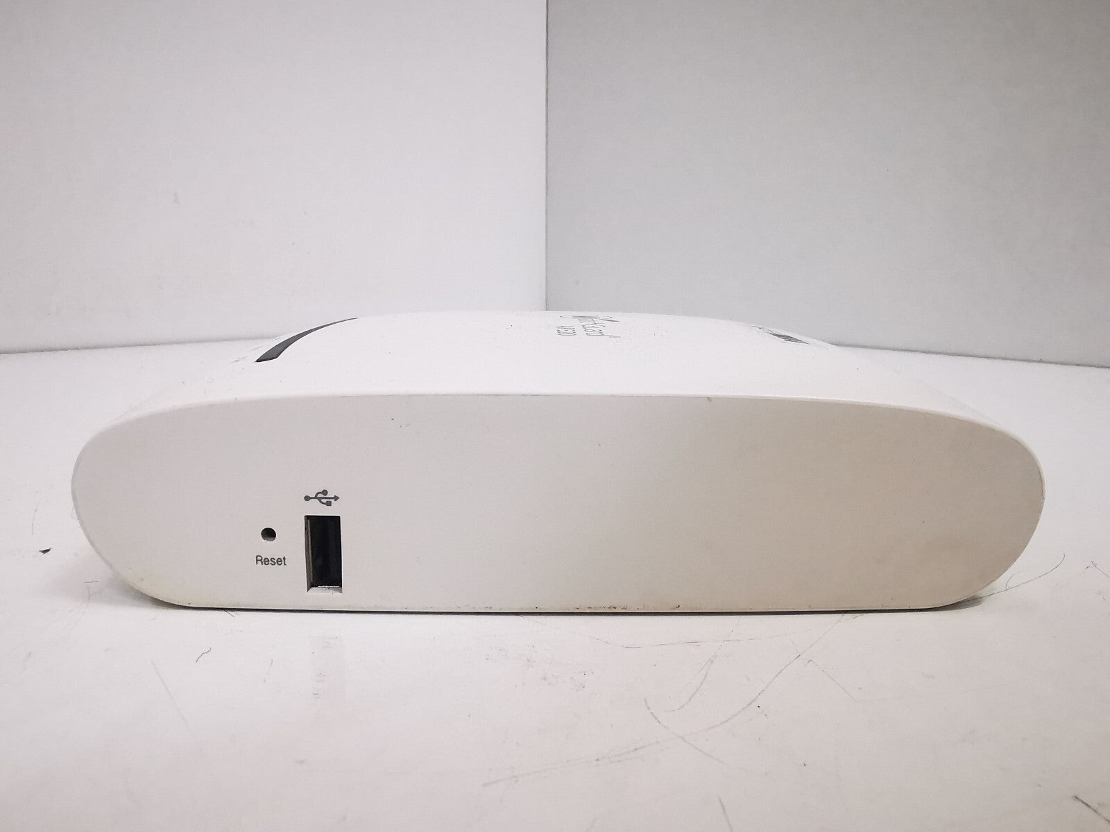 WatchGuard AP320 Indoor WiFi Access Point – White PoE 3×3 MIMO Dual-Band