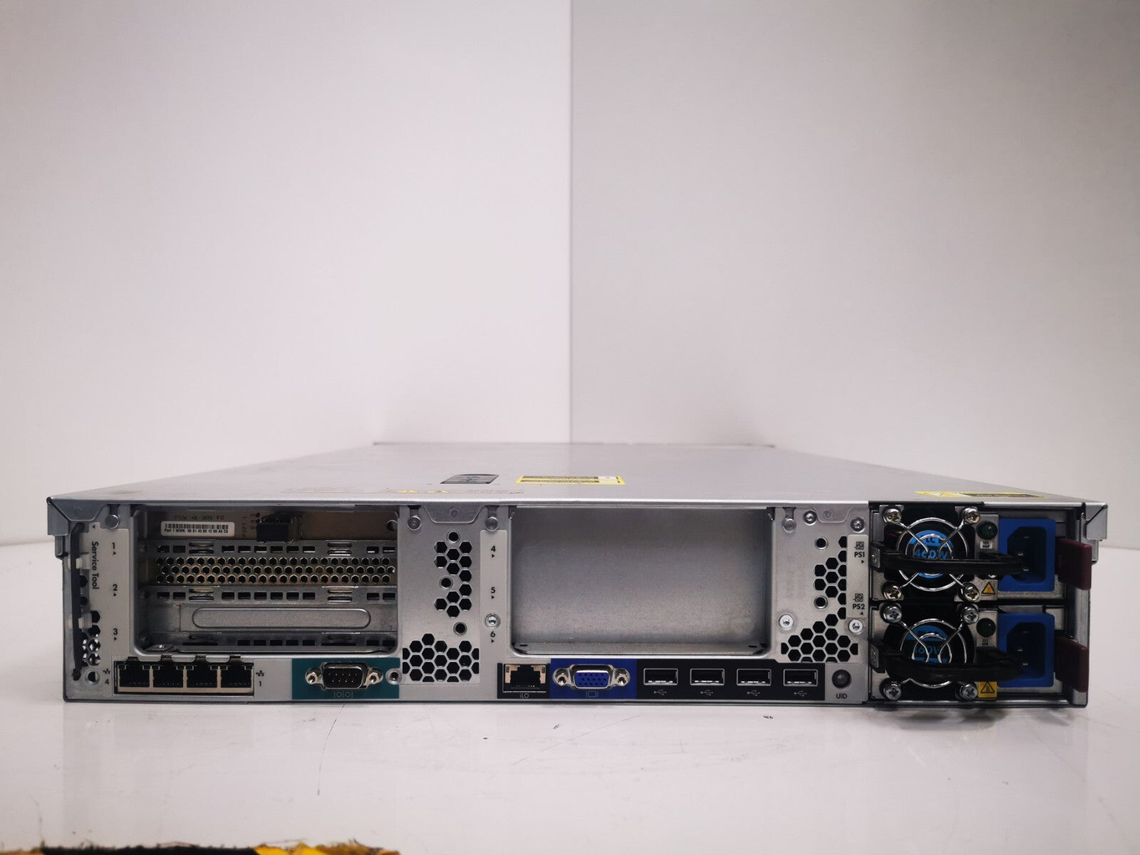 HP ProLiant DL380p Gen8 Rack Server – Intel Xeon, 8GB RAM, No HDDs/Caddies