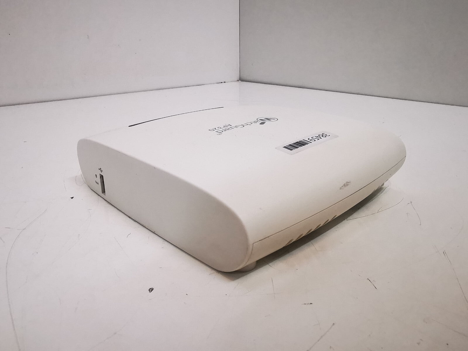 WatchGuard AP320 Indoor WiFi Access Point – White PoE 3×3 MIMO Dual-Band