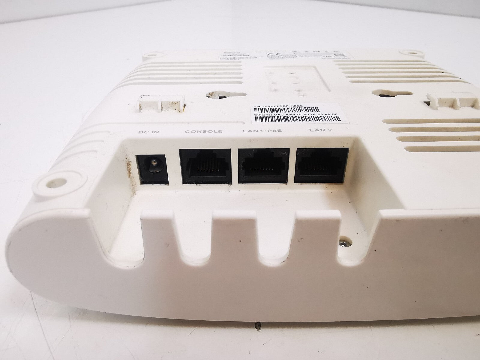 WatchGuard AP320 Indoor WiFi Access Point – White PoE 3×3 MIMO Dual-Band