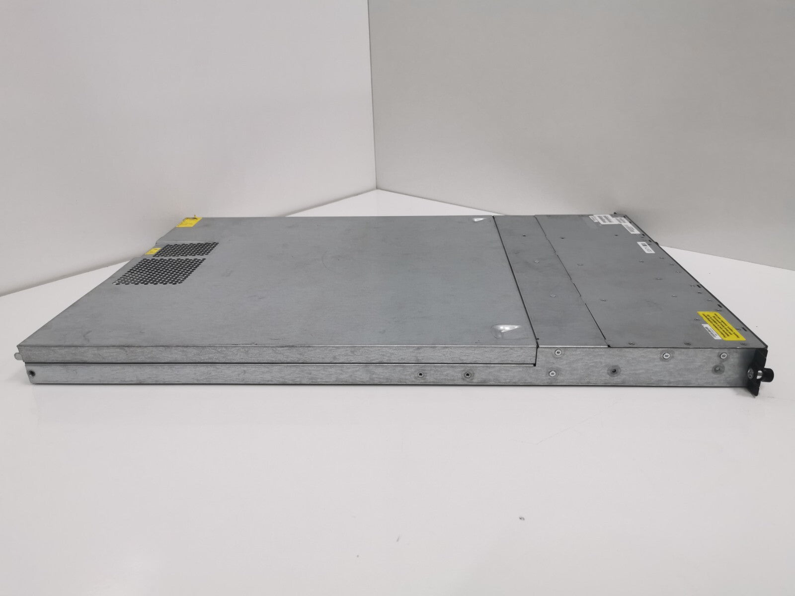 Cisco WAVE-574-K9 V01 1U Rack Server – Intel Xeon 2.66GHz, 3GB RAM, 4-Port LAN