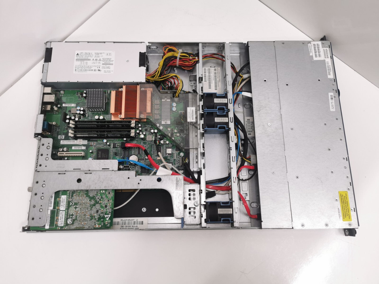 Cisco WAVE-574-K9 V01 1U Rack Server – Intel Xeon 2.66GHz, 3GB RAM, 4-Port LAN