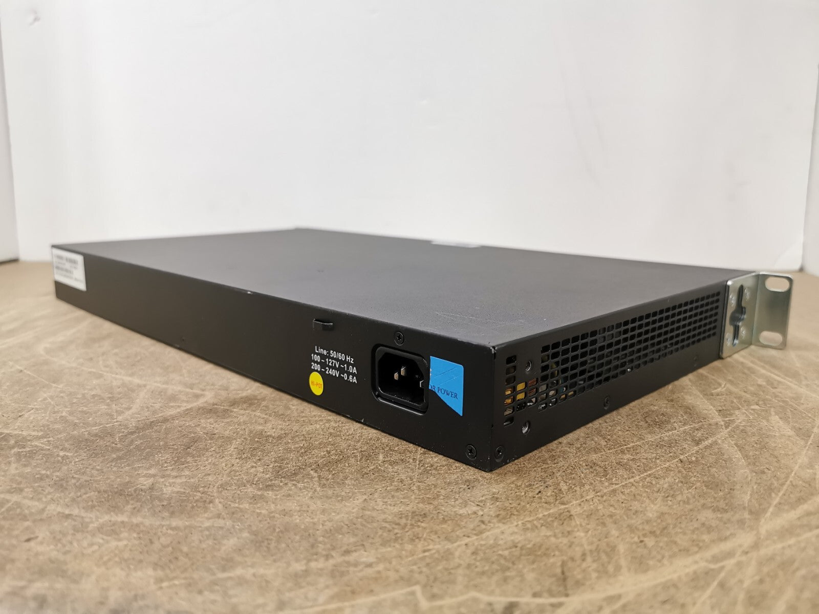 HPE OfficeConnect 1850 48G 4XGT Managed Switch – 48×1 Gb + 4×10 Gb Uplinks