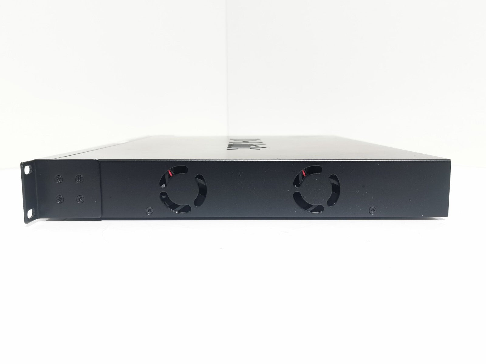 D-Link DGS-1248T 48-Port Gigabit Switch with 4 SFP Combo Ports Rack mountable
