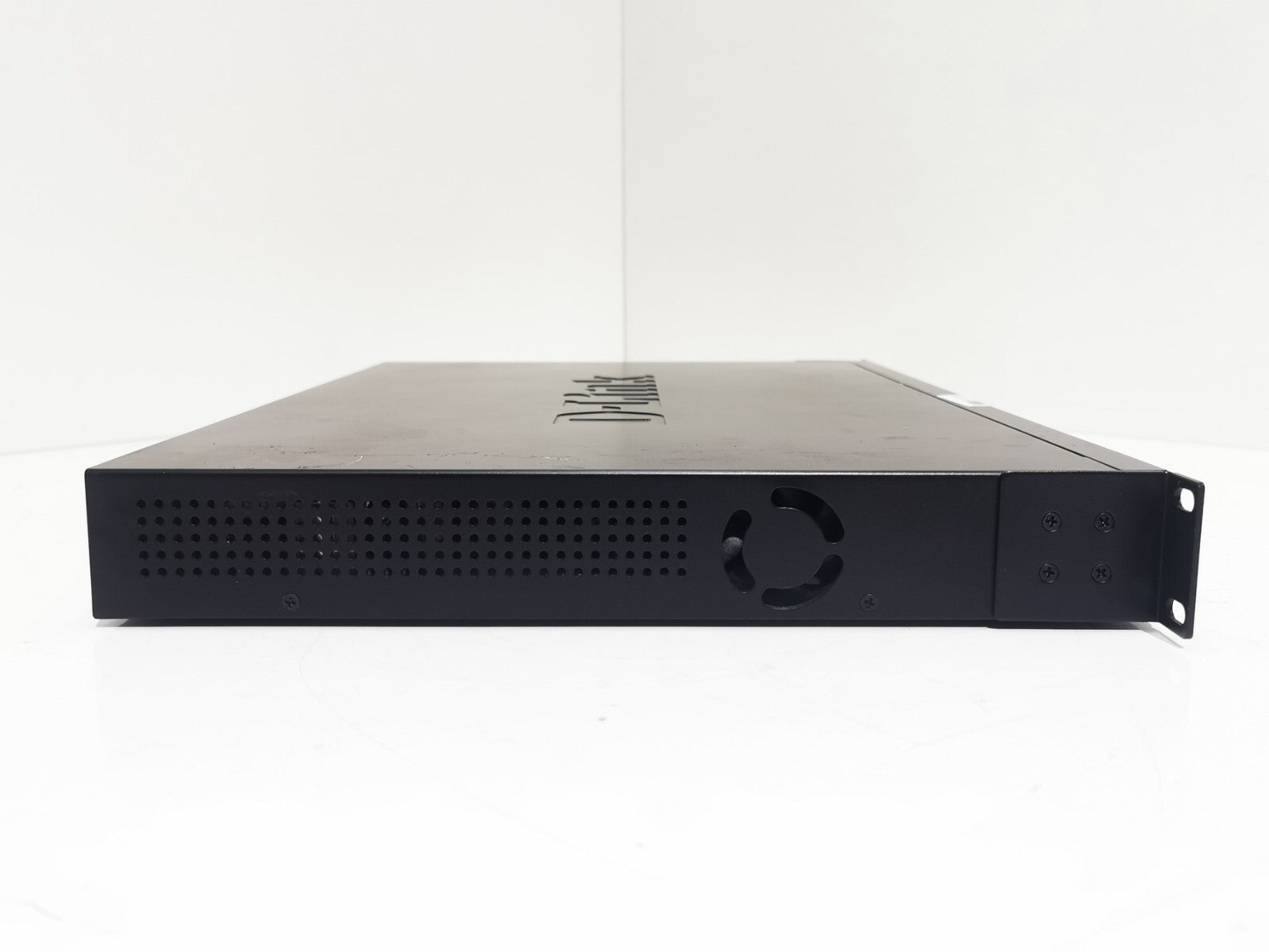 D-Link DGS-1248T 48-Port Gigabit Switch with 4 SFP Combo Ports Rack mountable