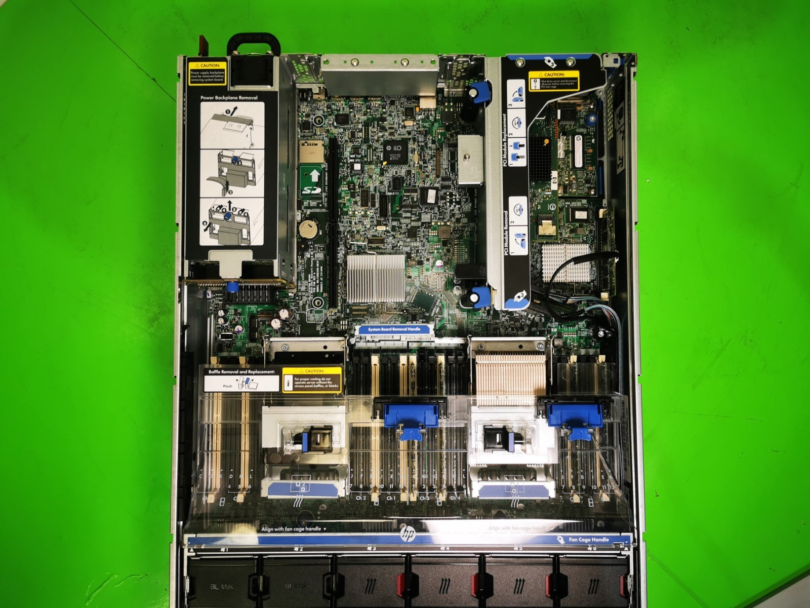 HP ProLiant DL360P Gen8 G8 1x E5-2620 16GB RAM 8-Bay SAS P420i 1U Server
