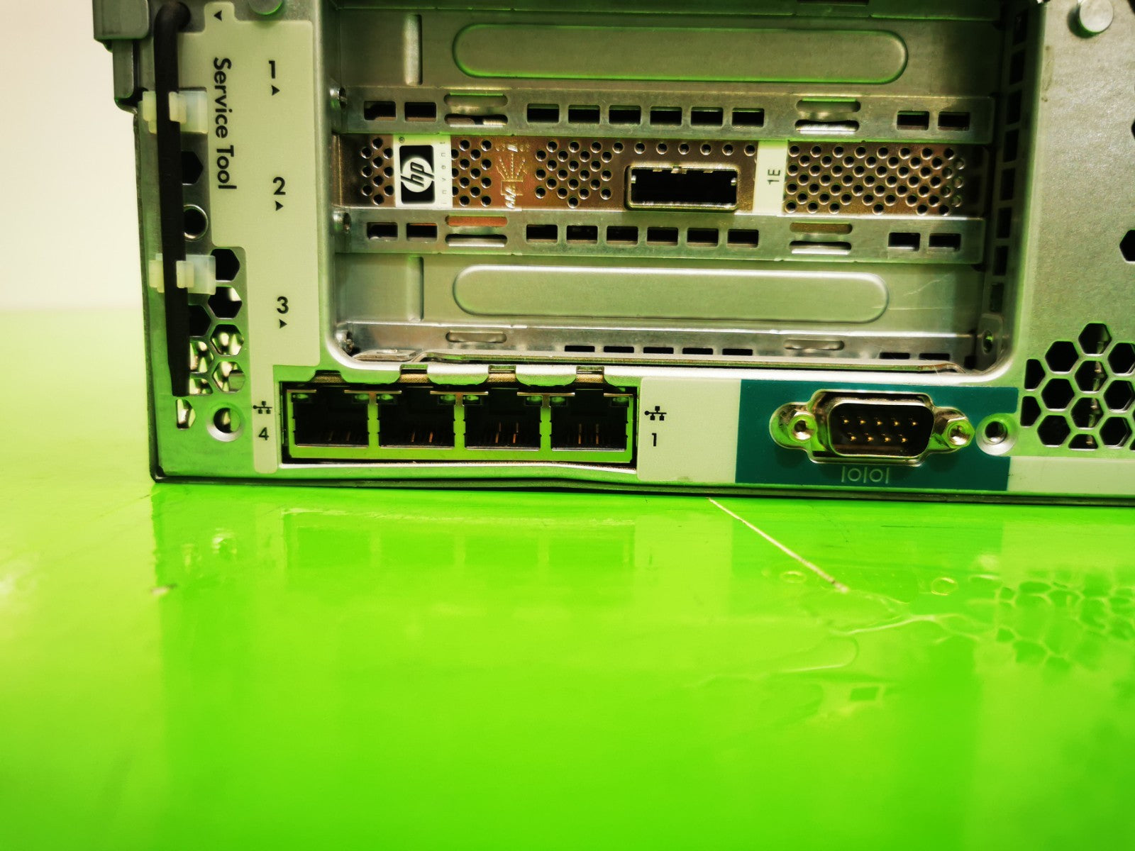 HP ProLiant DL360P Gen8 G8 1x E5-2620 16GB RAM 8-Bay SAS P420i 1U Server
