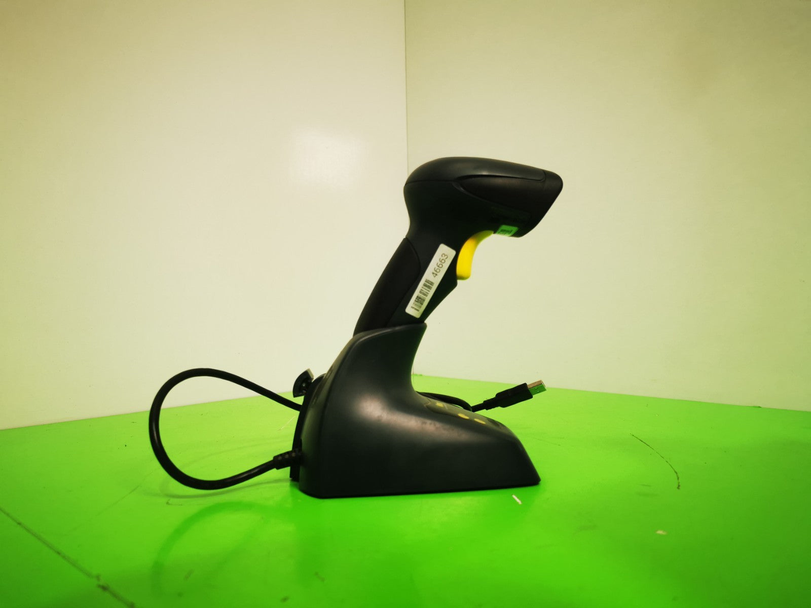 Wasp WWS650 Bluetooth Barcode Scanner - Dock Included