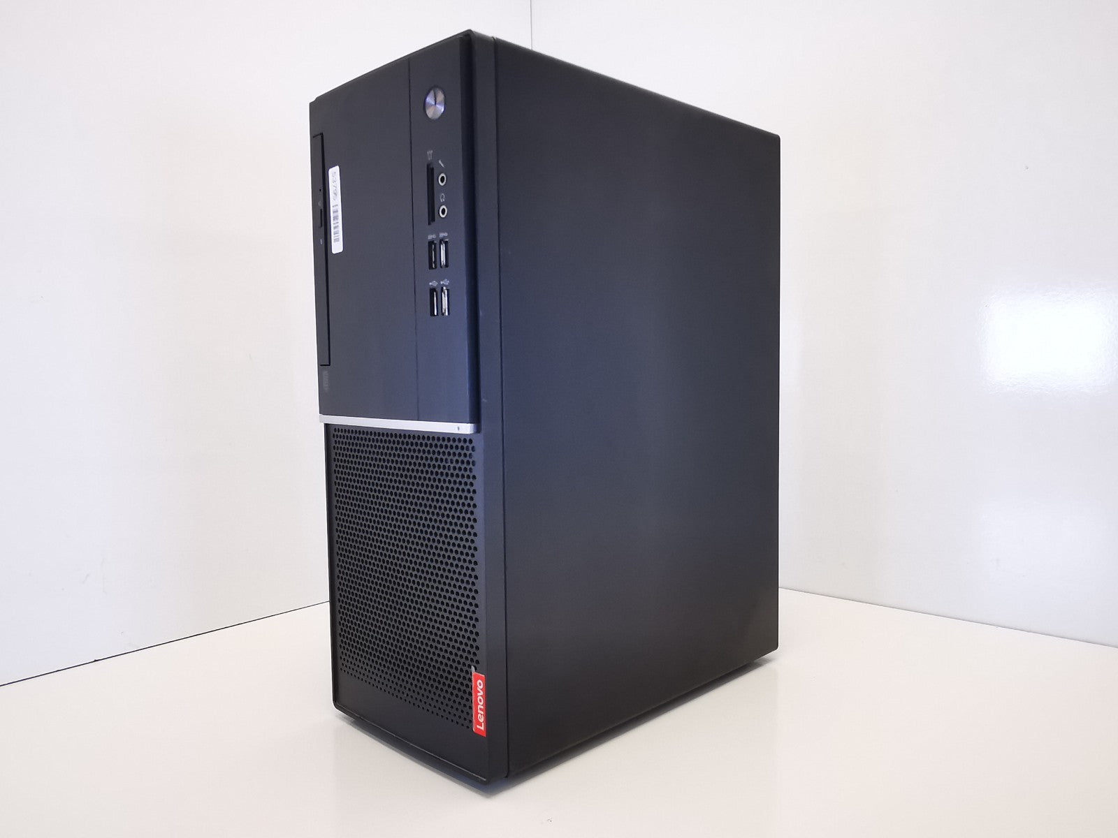 Lenovo V530-15ARR AMD Ryzen 5 2400G 3.60GHz 16GB RAM 256GB SSD - No Audio