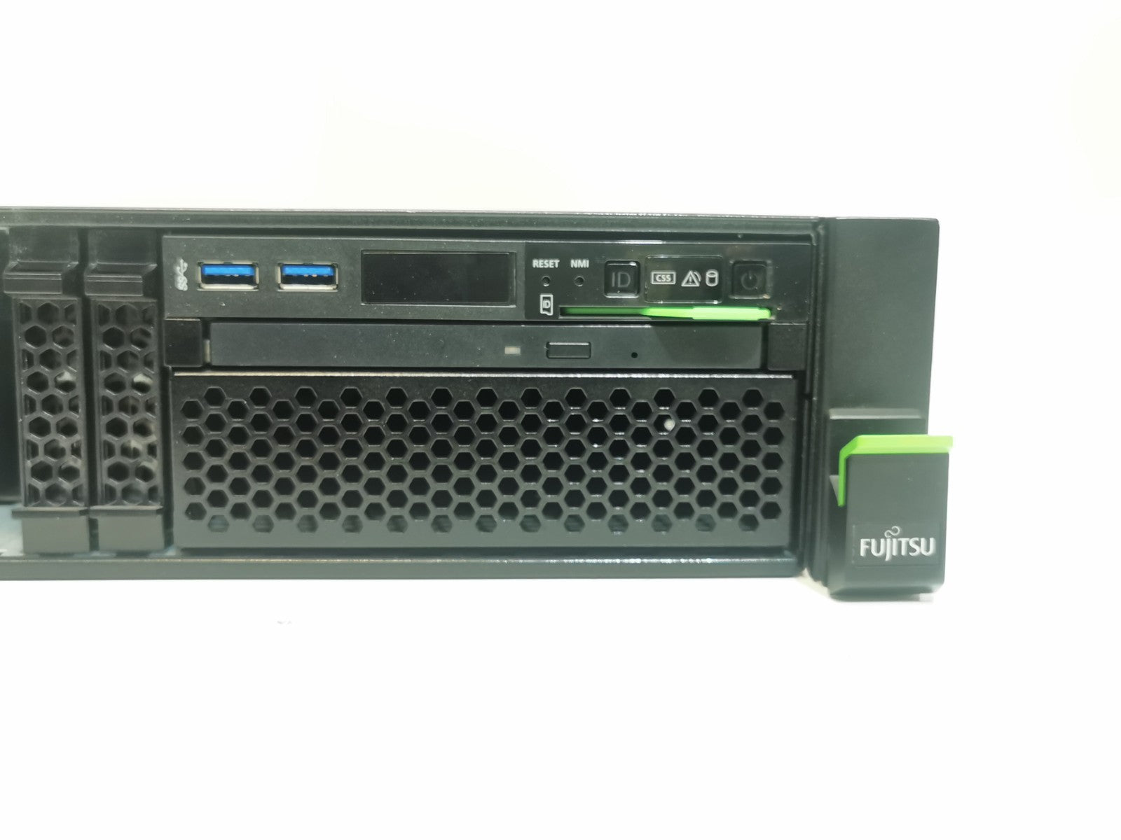 Fujitsu Primergy RX2540 M1 2U Server 2x Xeon E5-2620v3 2.4GHz 12-Bay SFF 10GbE