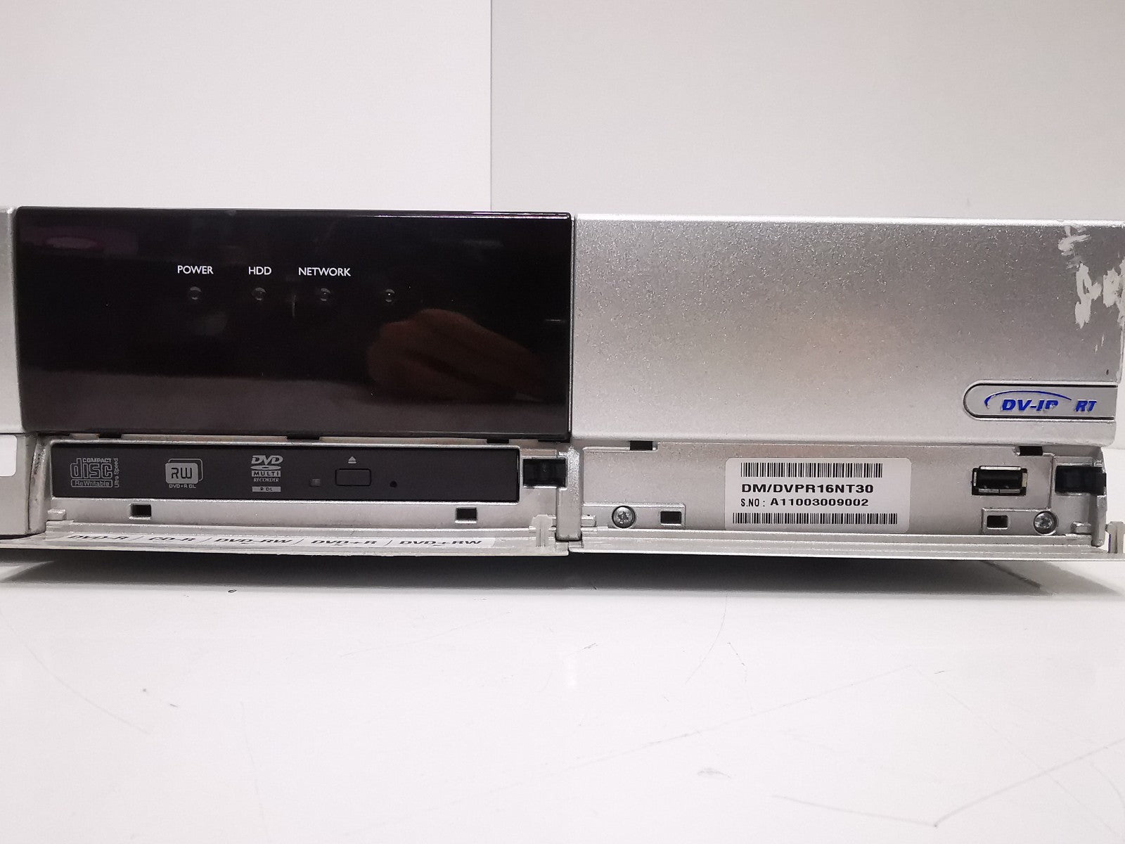Dedicated Micros DV-IP-RT 16CH Network DVR Recorder CCTV Security IP Camera