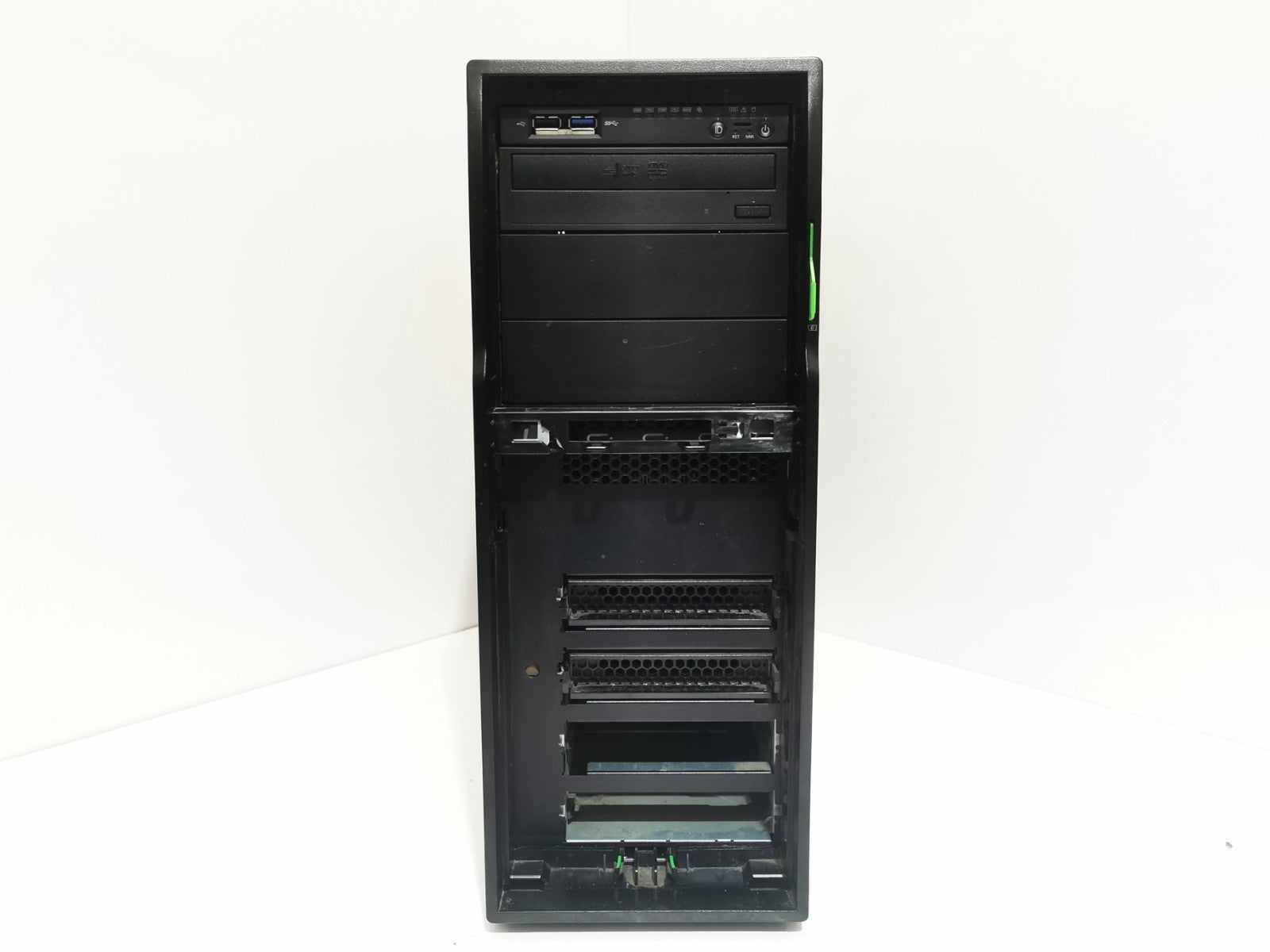 Fujitsu Primergy TX1330 M1 Tower Server Xeon E3-1220v3 3.1GHz 24GB RAM 4-Bay