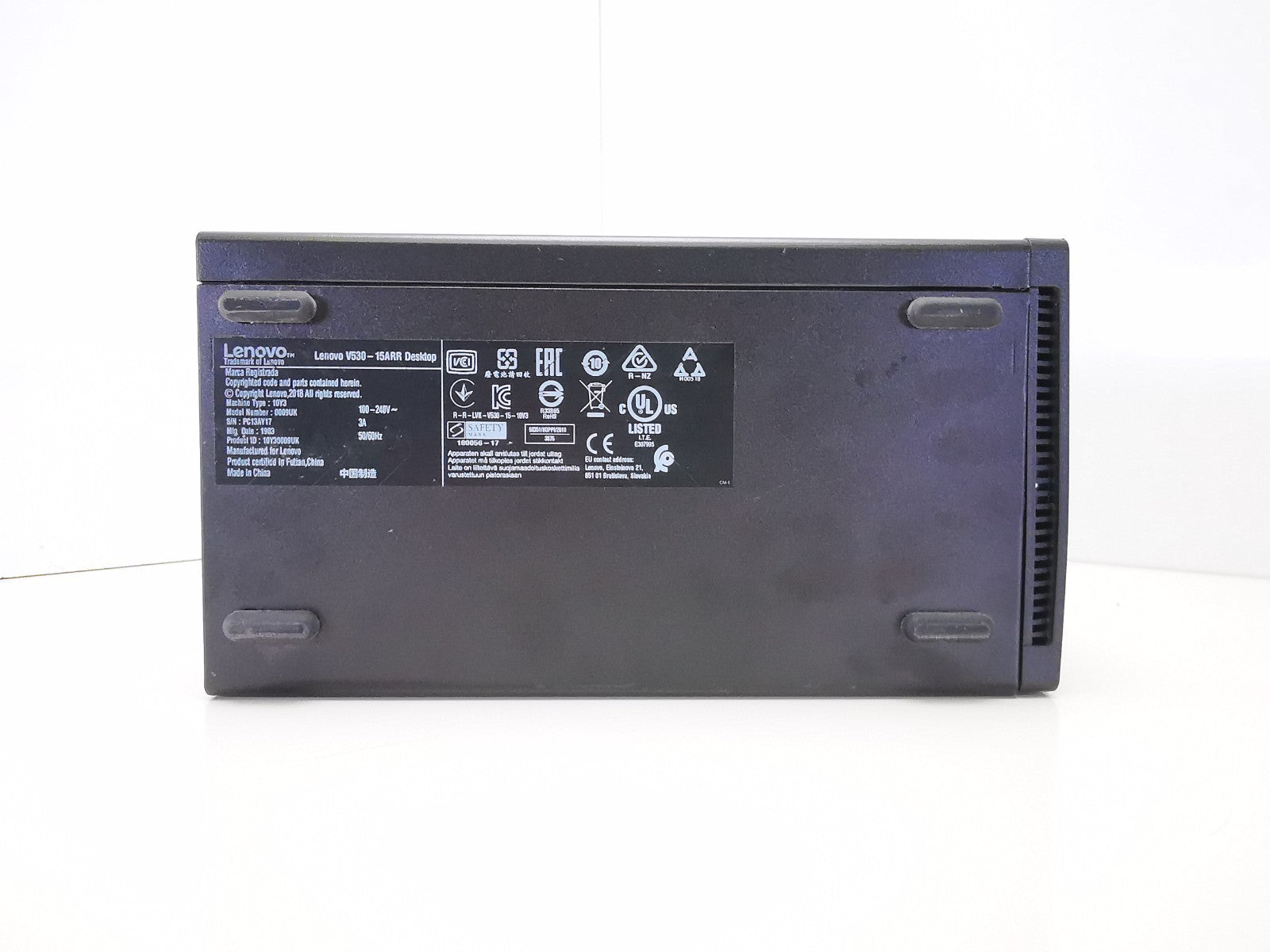 Lenovo V530-15ARR AMD Ryzen 5 2400G 3.60GHz 16GB RAM 256GB SSD Windows 11