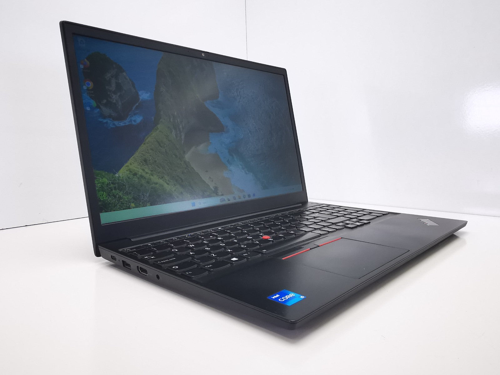 Lenovo ThinkPad E15 Gen 2 15″ Laptop – i5-11th Gen, 8GB RAM, 256GB SSD, Win 11
