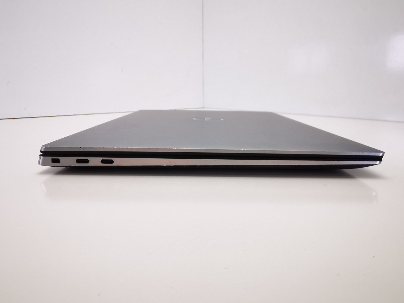 Dell Precision 5550 15.6″ Workstation - 10th Gen i7/32GB RAM/512GB SSD/Win11 Pro