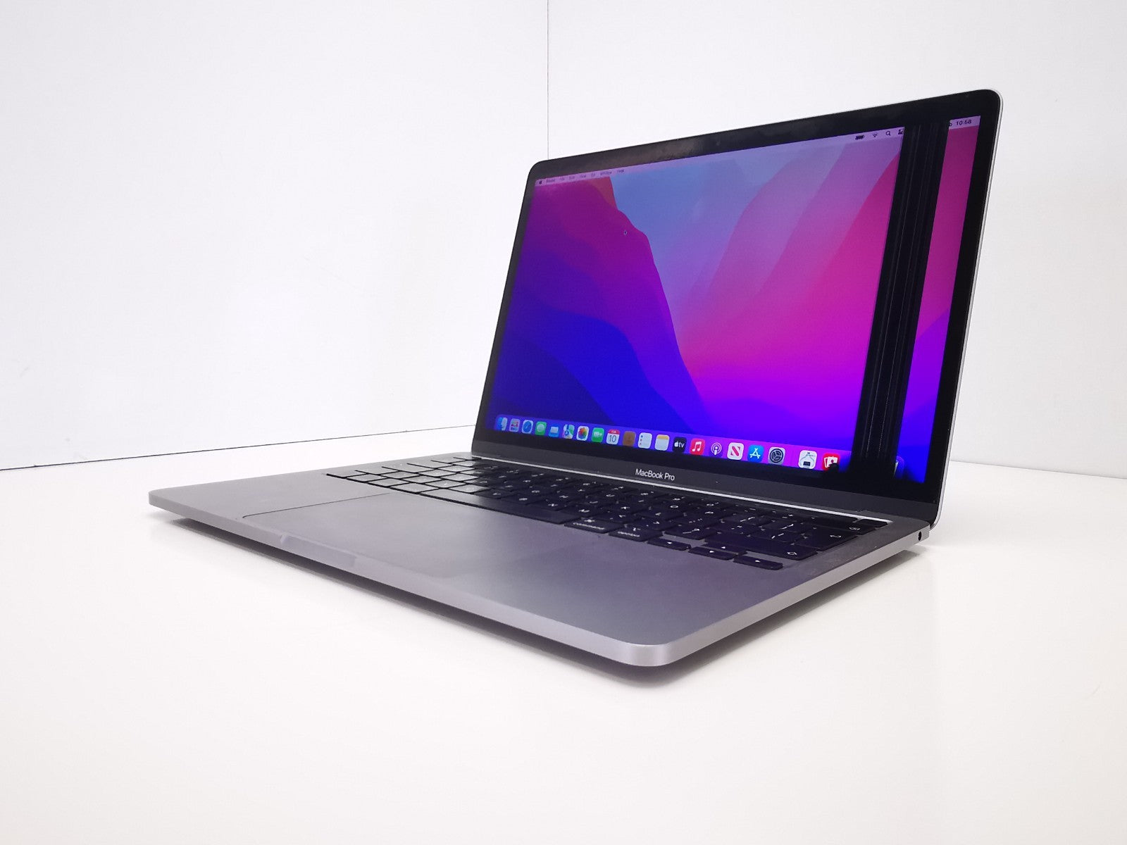 Apple MacBook Pro (A2338) 13" - Apple M2/8GB RAM/250GB SSD/MacOS Monterey-FAULTY