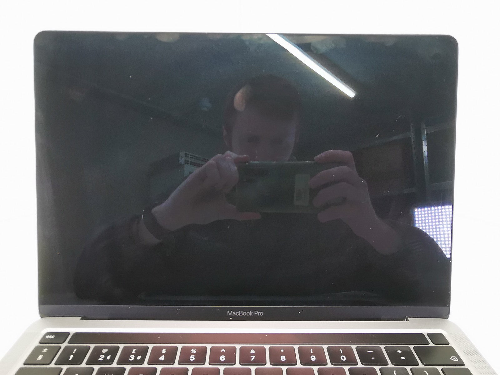 Apple MacBook Pro (A2338) 13" - Apple M2/8GB RAM/250GB SSD/MacOS Monterey-FAULTY