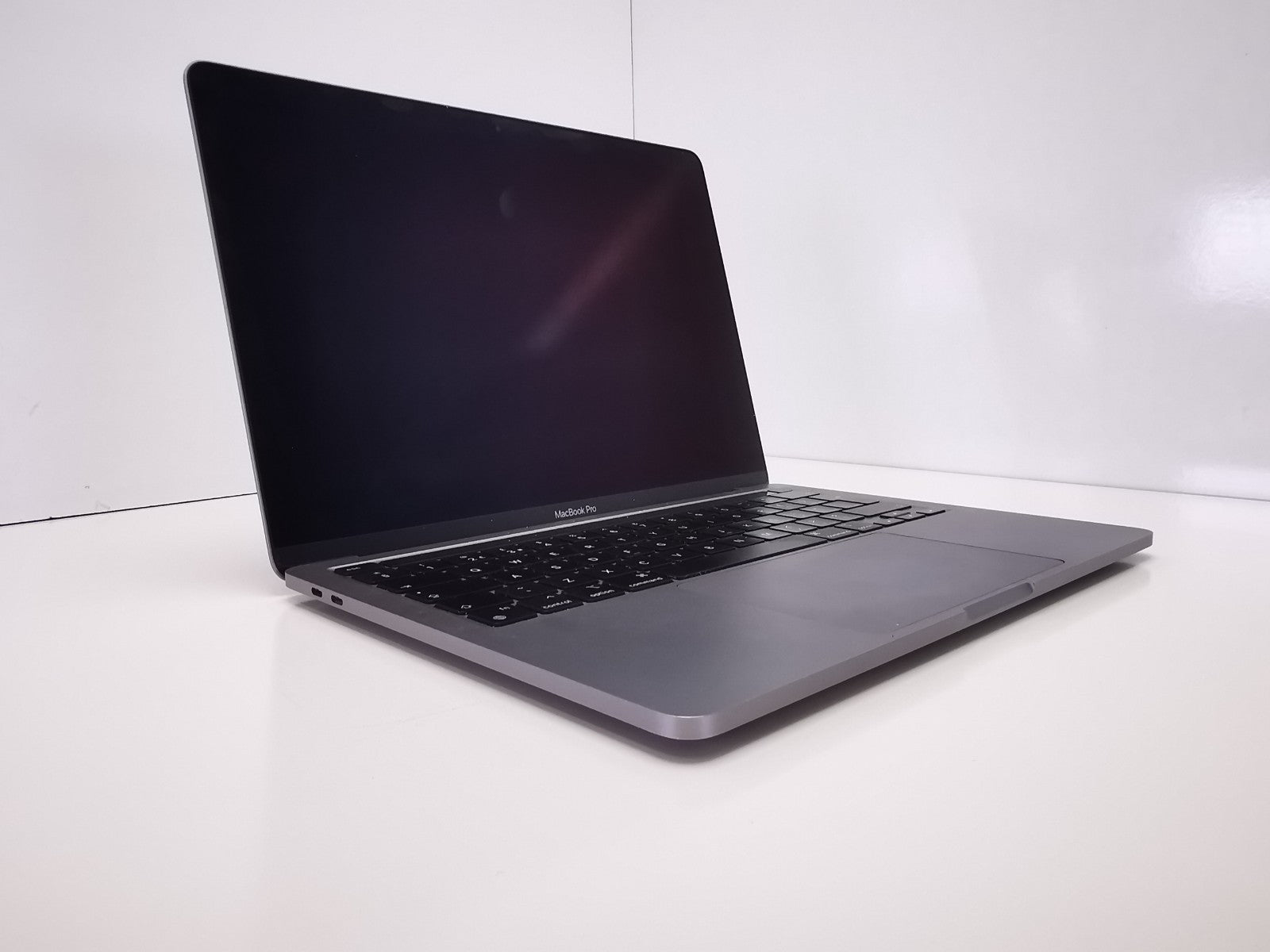 Apple MacBook Pro (A2338) 13" - Apple M2/8GB RAM/250GB SSD/MacOS Monterey-FAULTY