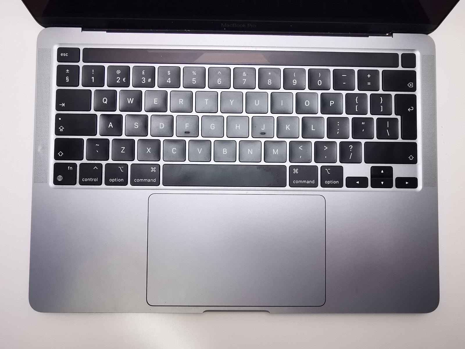 Apple MacBook Pro (A2338) 13" - Apple M2/8GB RAM/250GB SSD/MacOS Monterey-FAULTY