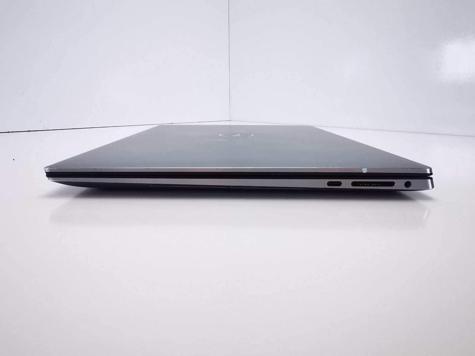 Dell Laptop Precision 5560 15.6" Laptop - 11th Gen i7/32GB RAM/512GB SSD/W11 Pro
