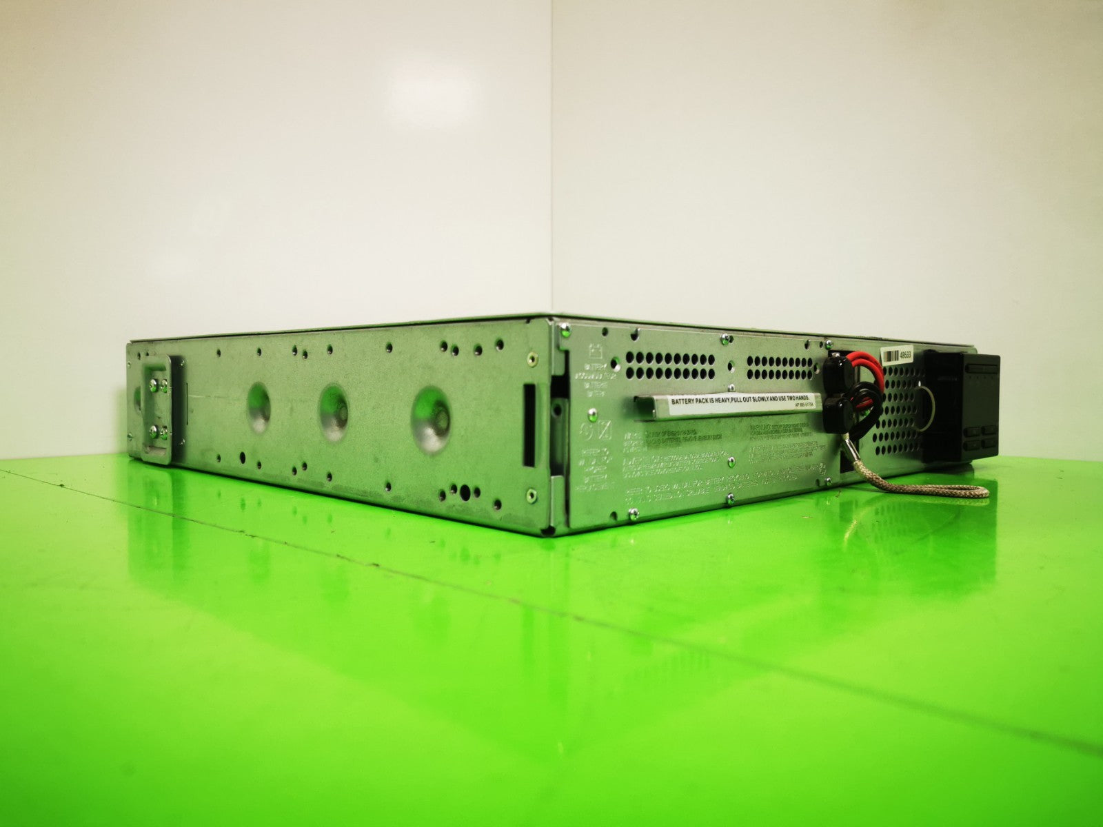 APC Smart-UPS SMT1000RMI2UC 1000VA 2U Rackmount UPS LCD 700W -No Batteries