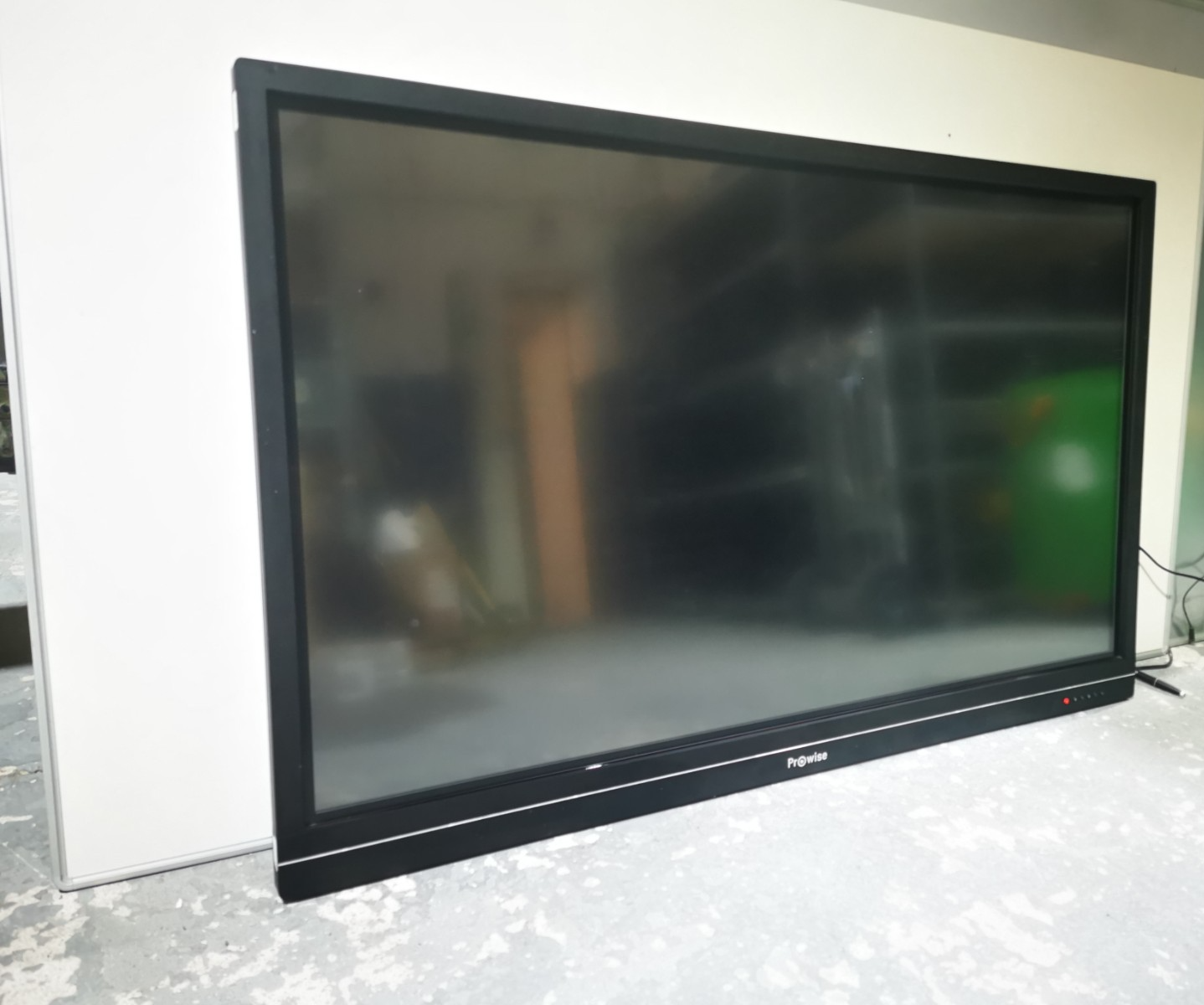 Prowise Entry-Line 65 Inch 1080 HD LED -  - Prowise PW.1.13065.0 - Pressure Mark
