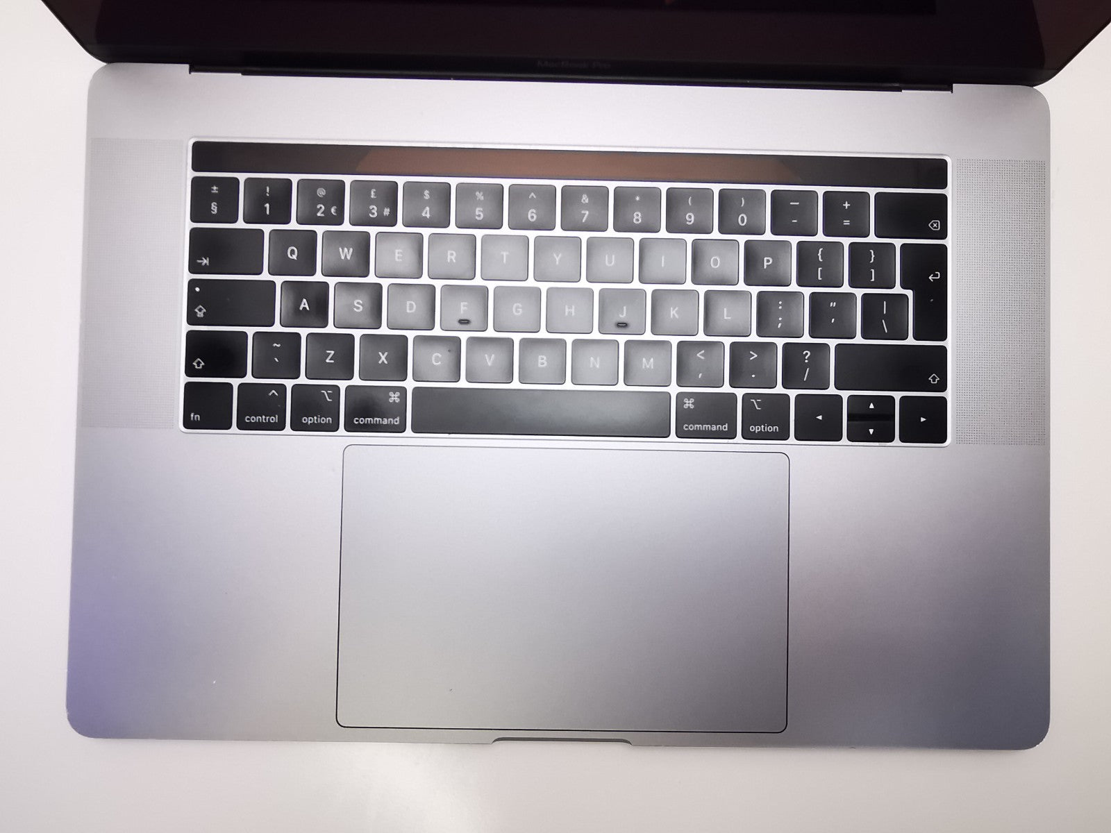 Apple MacBook Pro 2019 16" - Intel i9/16GB RAM/500GB SSD/MacOS Sequoia