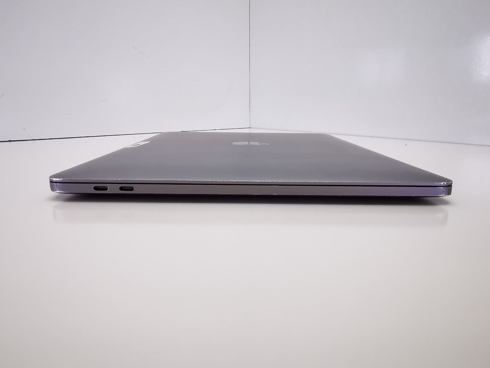 Apple MacBook Pro 2019 16" - Intel i9/16GB RAM/500GB SSD/MacOS Sequoia
