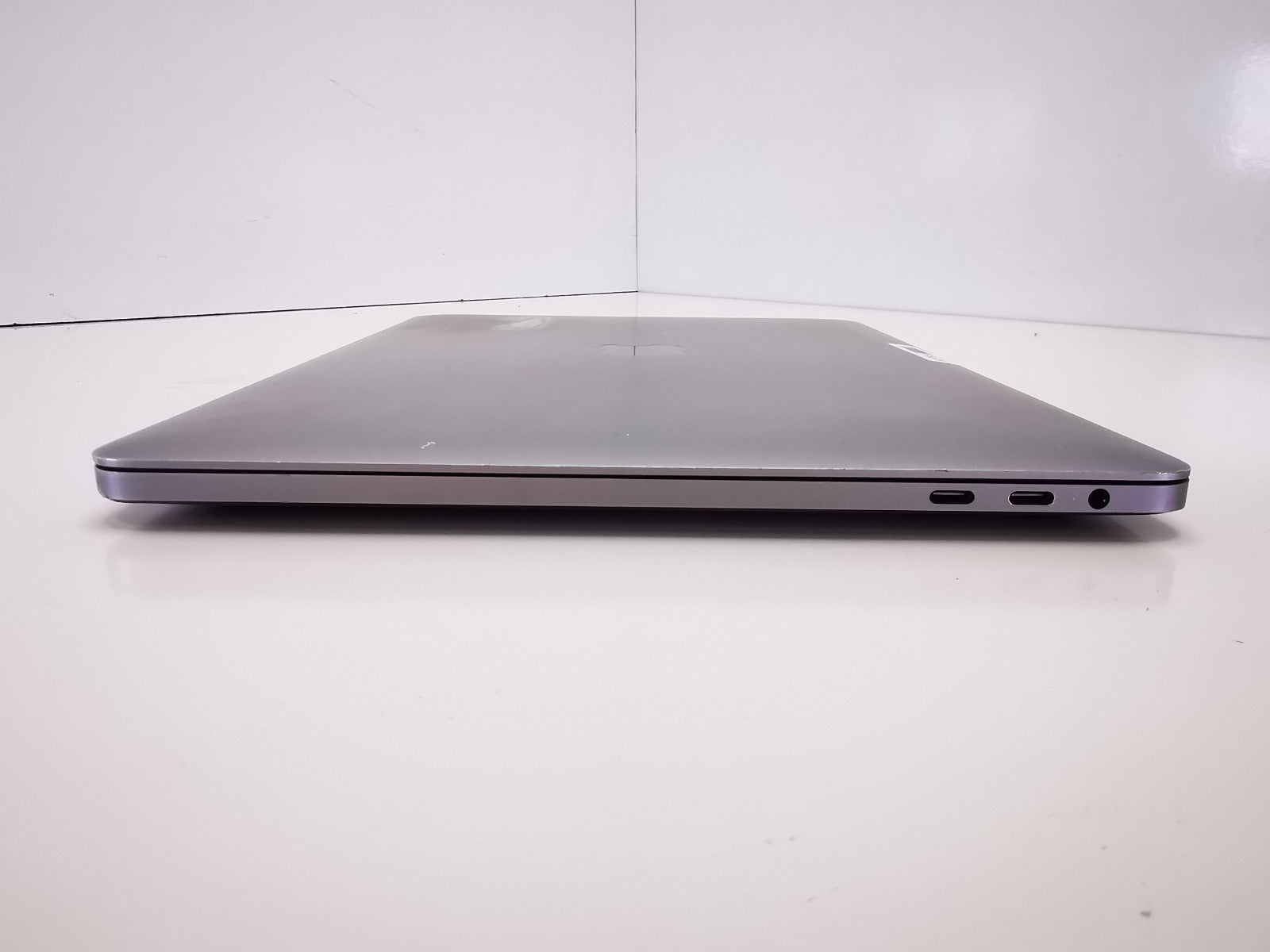 Apple MacBook Pro 2020 13" - Intel i5/16GB RAM/500GB SSD/MacOS Sequoia
