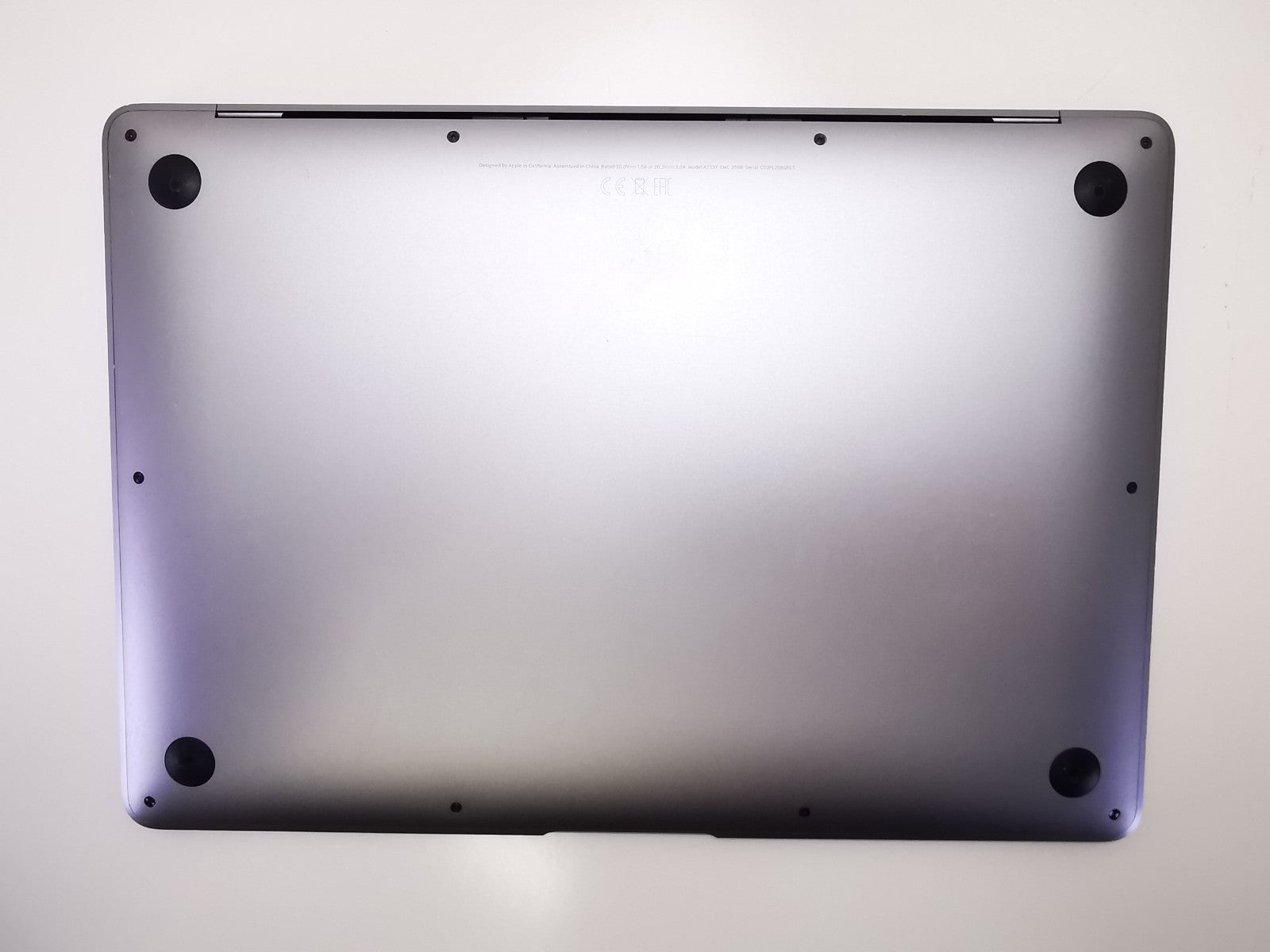 Apple MacBook Air 2020 (A2337) 13.3" - Apple M1/16GB RAM/500GB SSD/MacOS Sonama