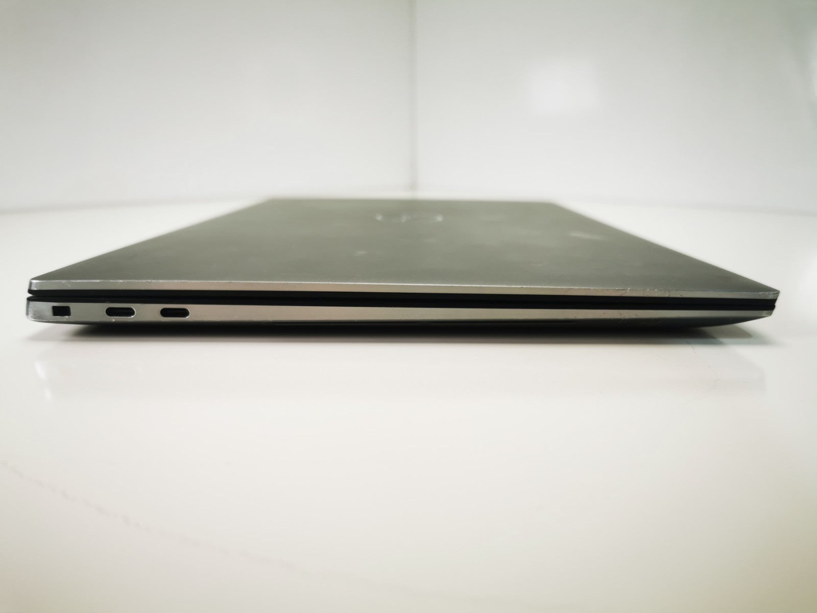 Dell Precision 5560 15.6" - i7-11th/32GB/512GB RTX A2000 - DEFECTS Read DESC