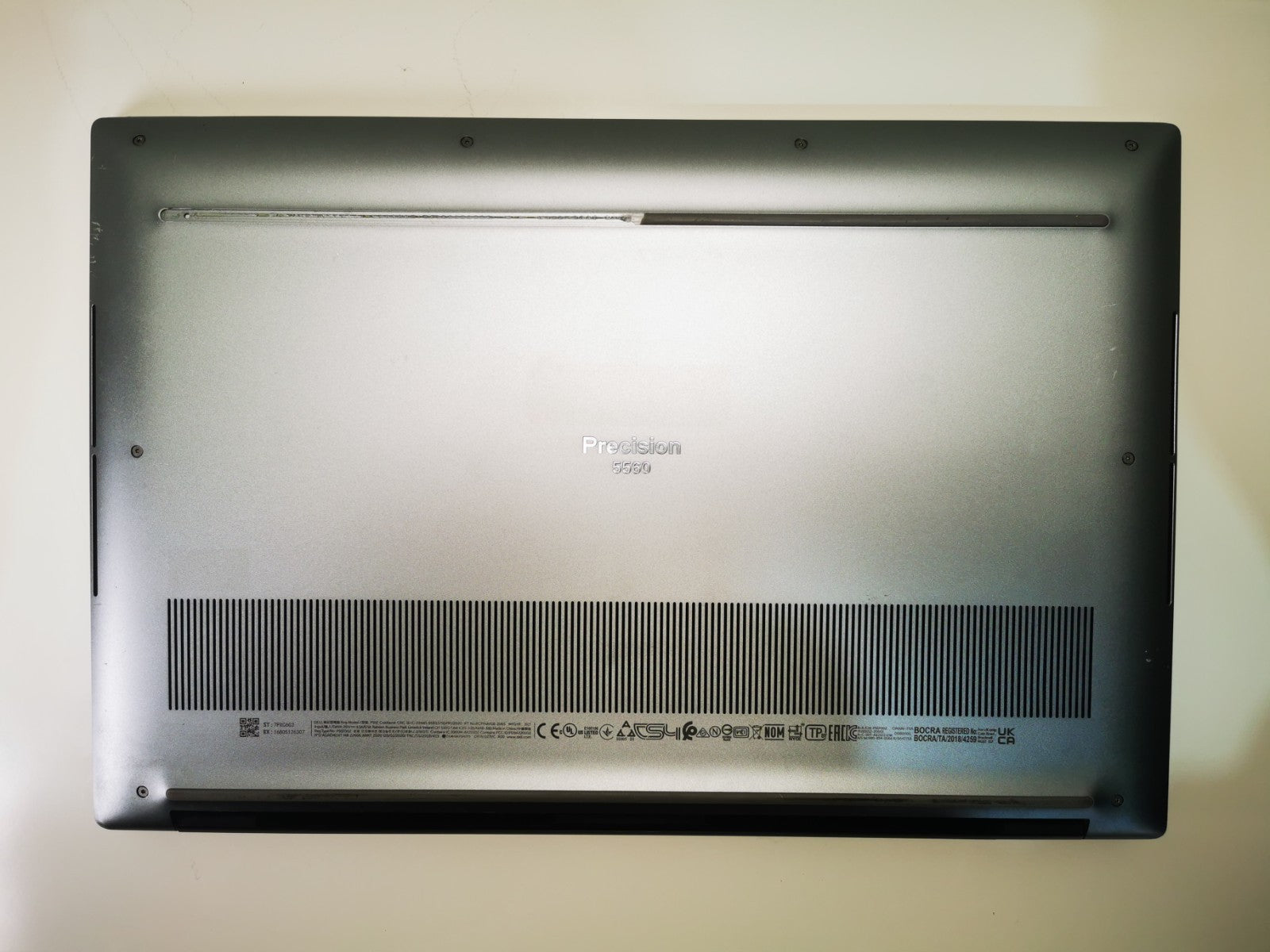 Dell Precision 5560 15.6" - i7-11th/32GB/512GB RTX A2000 - DEFECTS Read DESC